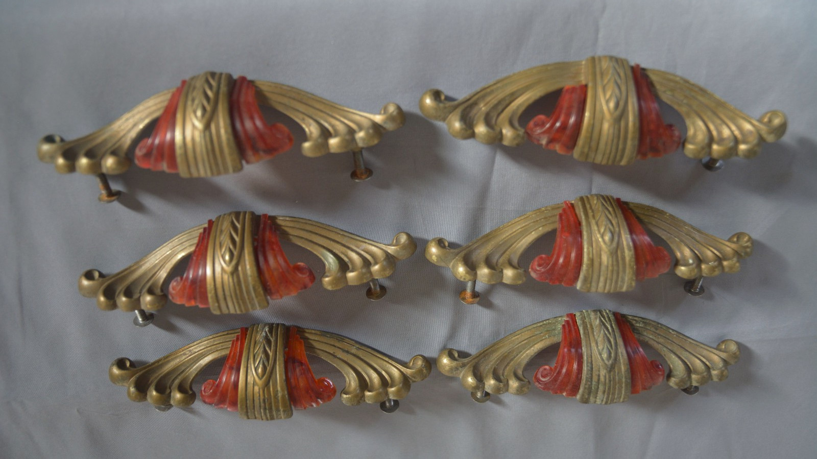 GREAT SET 6 ANTIQUE VINTAGE ART DECO DRESSER METAL DRAWER PULLS W BAKELITE