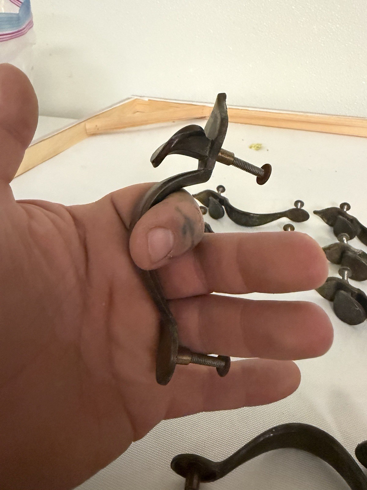 Vintage Keeler Brass No. 7679 ORB Cabinet Drawer Pulls – Lot of 8