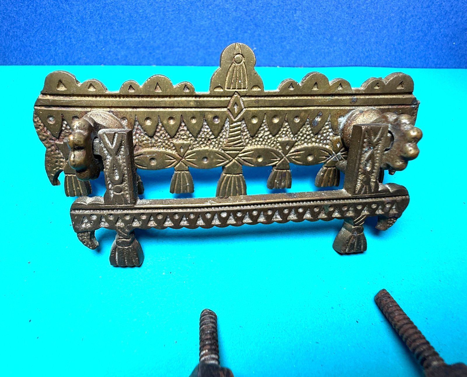 ANTIQUE VTG EASTLAKE VICTORIAN AESTHETIC ORNATE BRASS DRAW PULLS LOT X 3″ CENTER