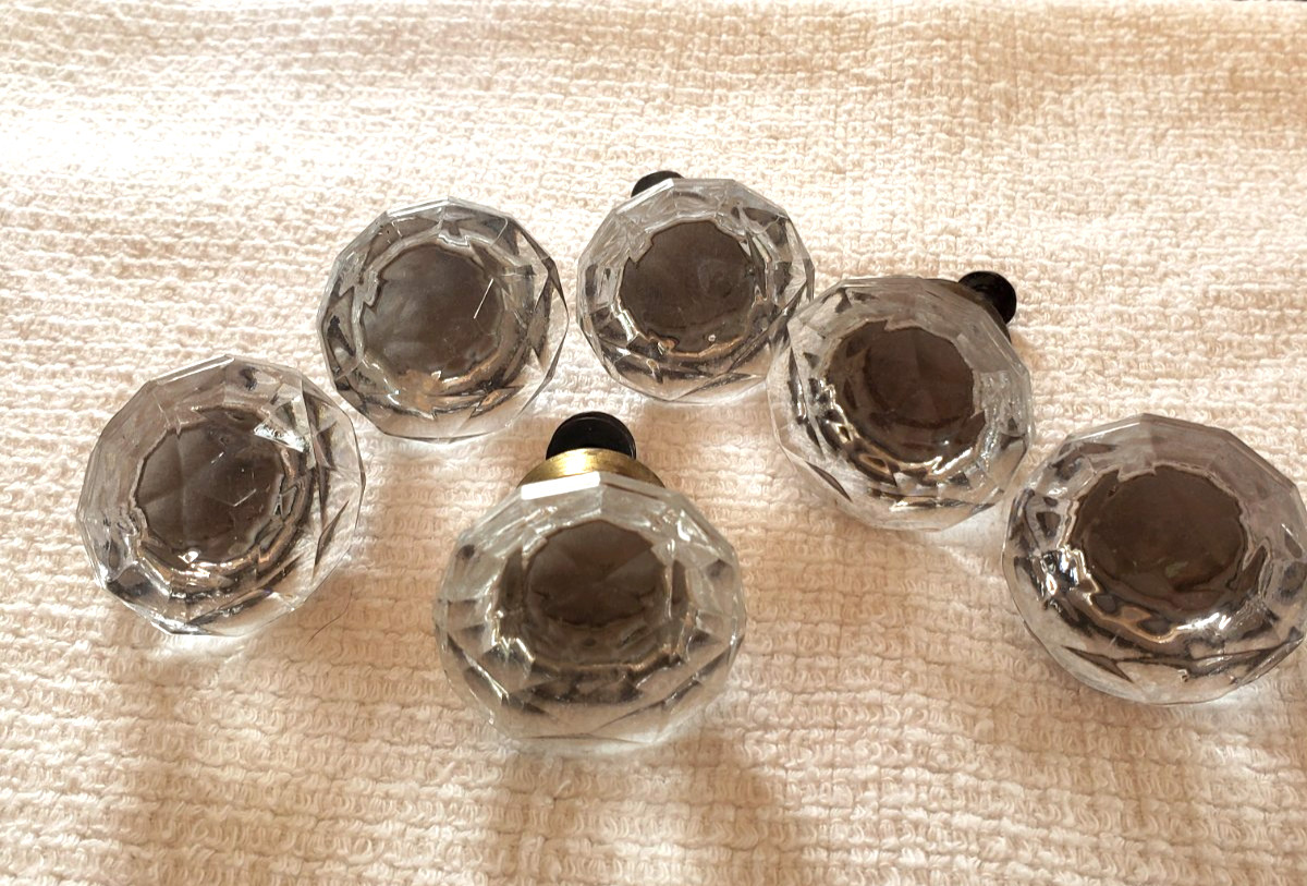 Vintage Set of 6 Glass & Brass Octagonal Drawer Pull Knobs 1.5″ Diameter