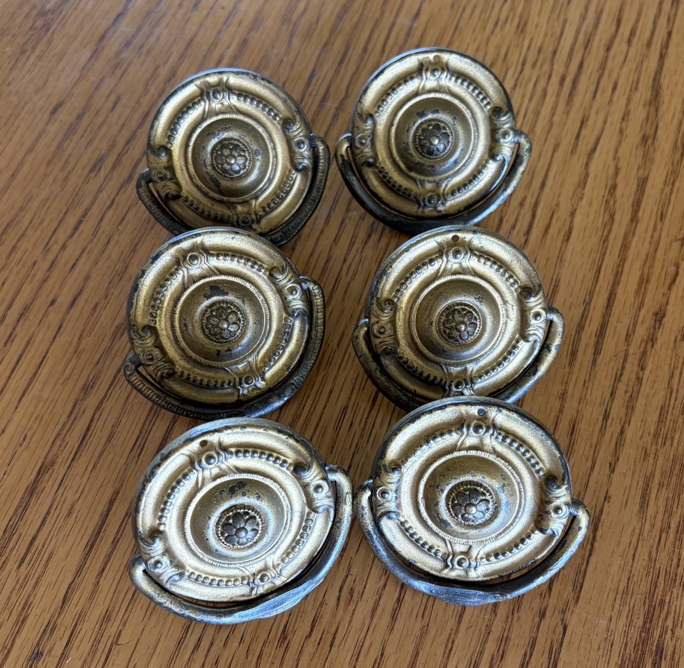 Vintage Bronze French Provincial Drawer/Cabinet Knob Floral Round Lot of 6