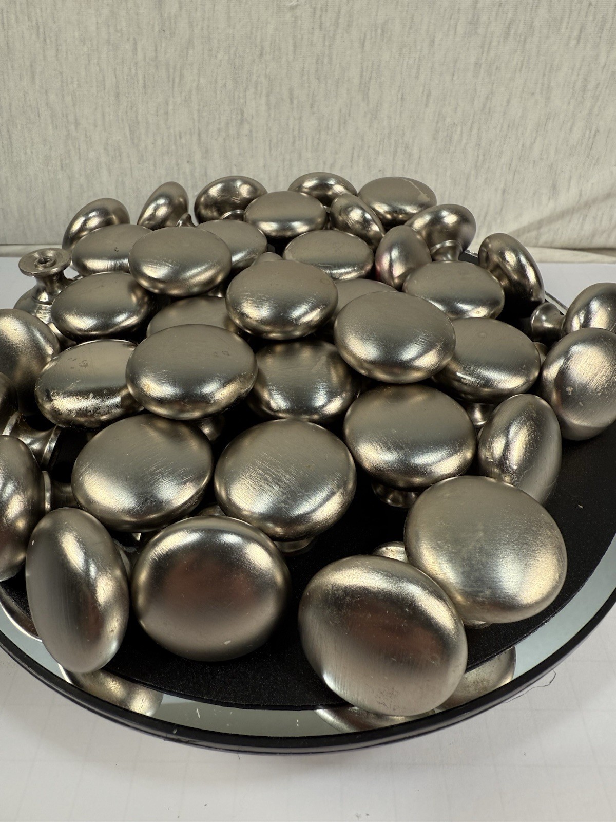 Brushed Nickel Silver Tone Round 1 Inch Cabinet Dresser Pulls Knobs Screws Sets