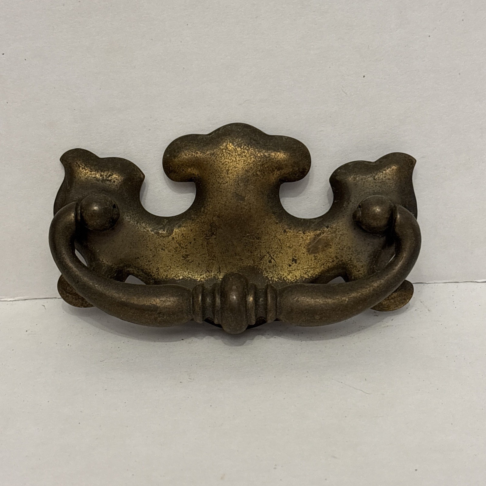 Vintage Chippendale Batwing Drawer Pull 3″ Screw Centers 3.5″ Handle Brass