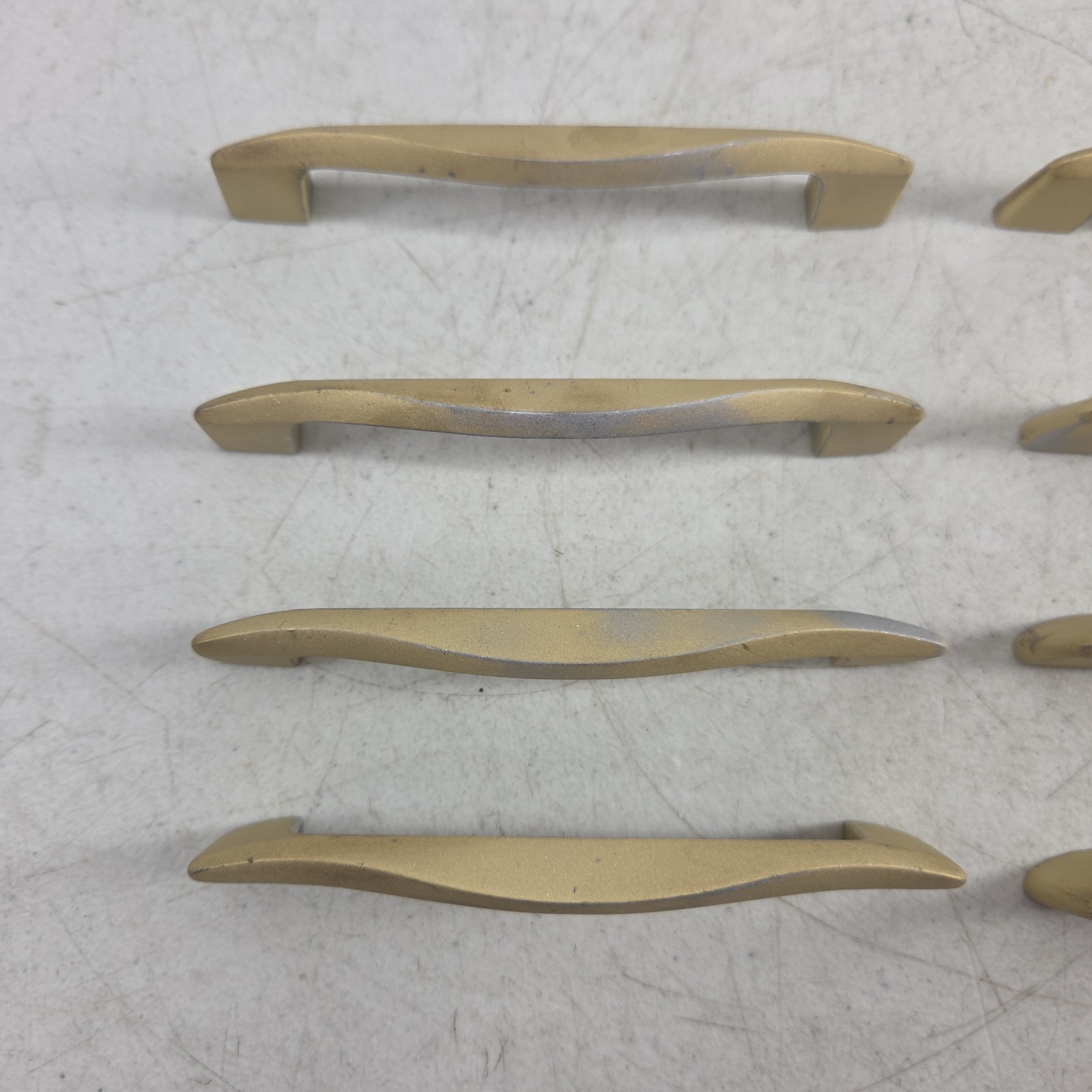 Vintage RD 1957 Amerock Lot of 8 Drawer Pull Handles Cabinet Pulls Cupboard No 2