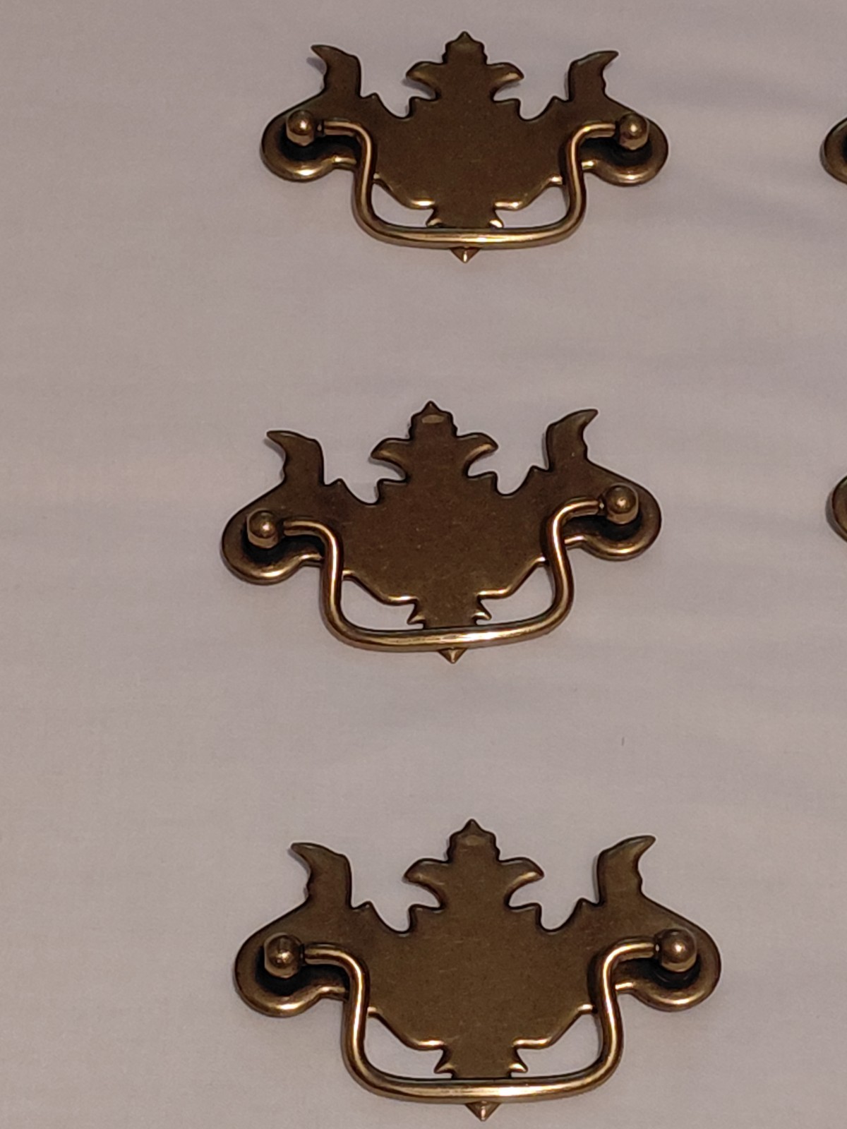 Vintage 3 3/4″ Brass Finish Chippendale Batwing Style Drawer Pulls Handles (6)