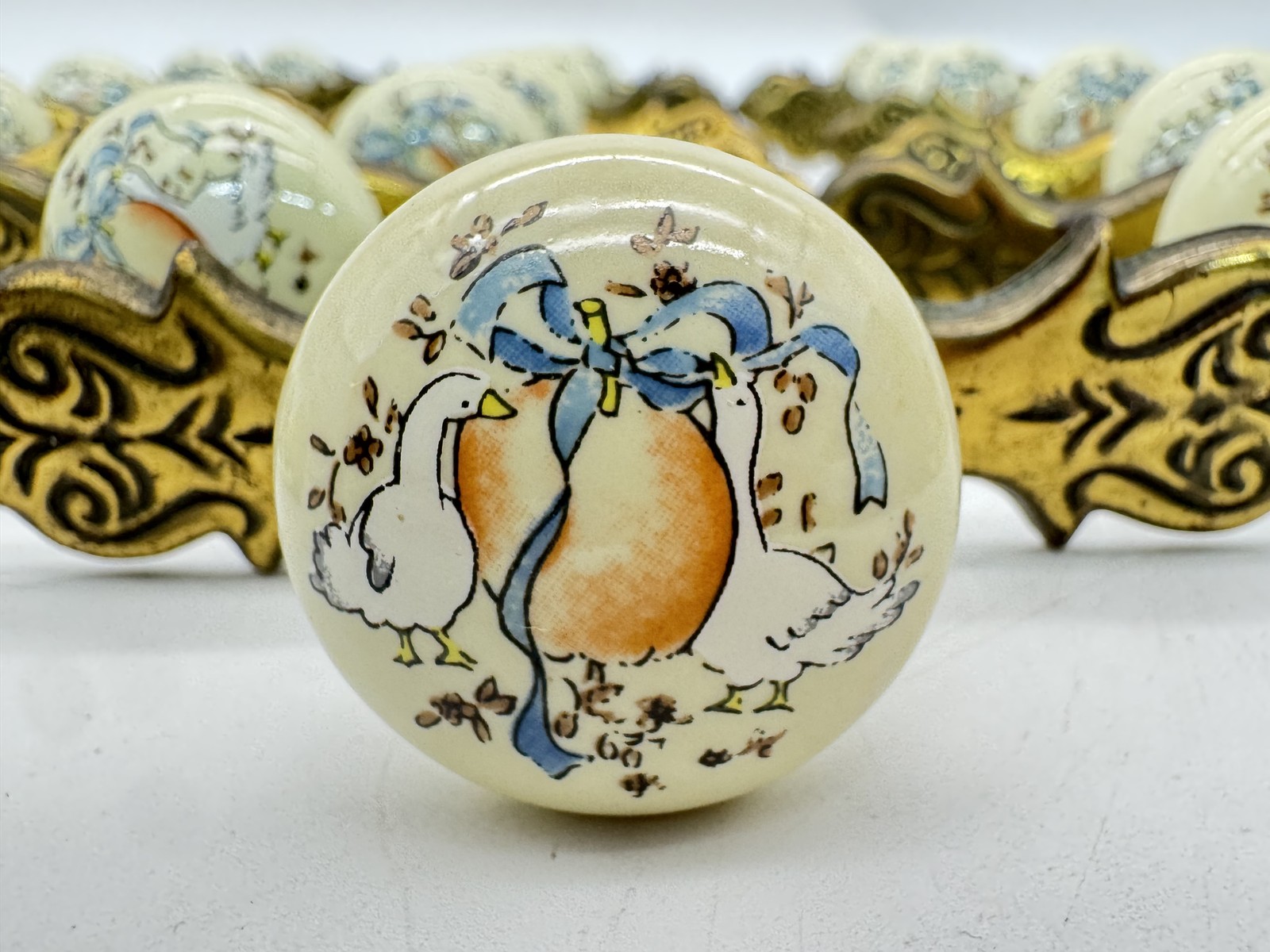 VTG 80’s Belwith Marmalade Geese 20 Round Knobs P552-ML Japan CottageCore READ