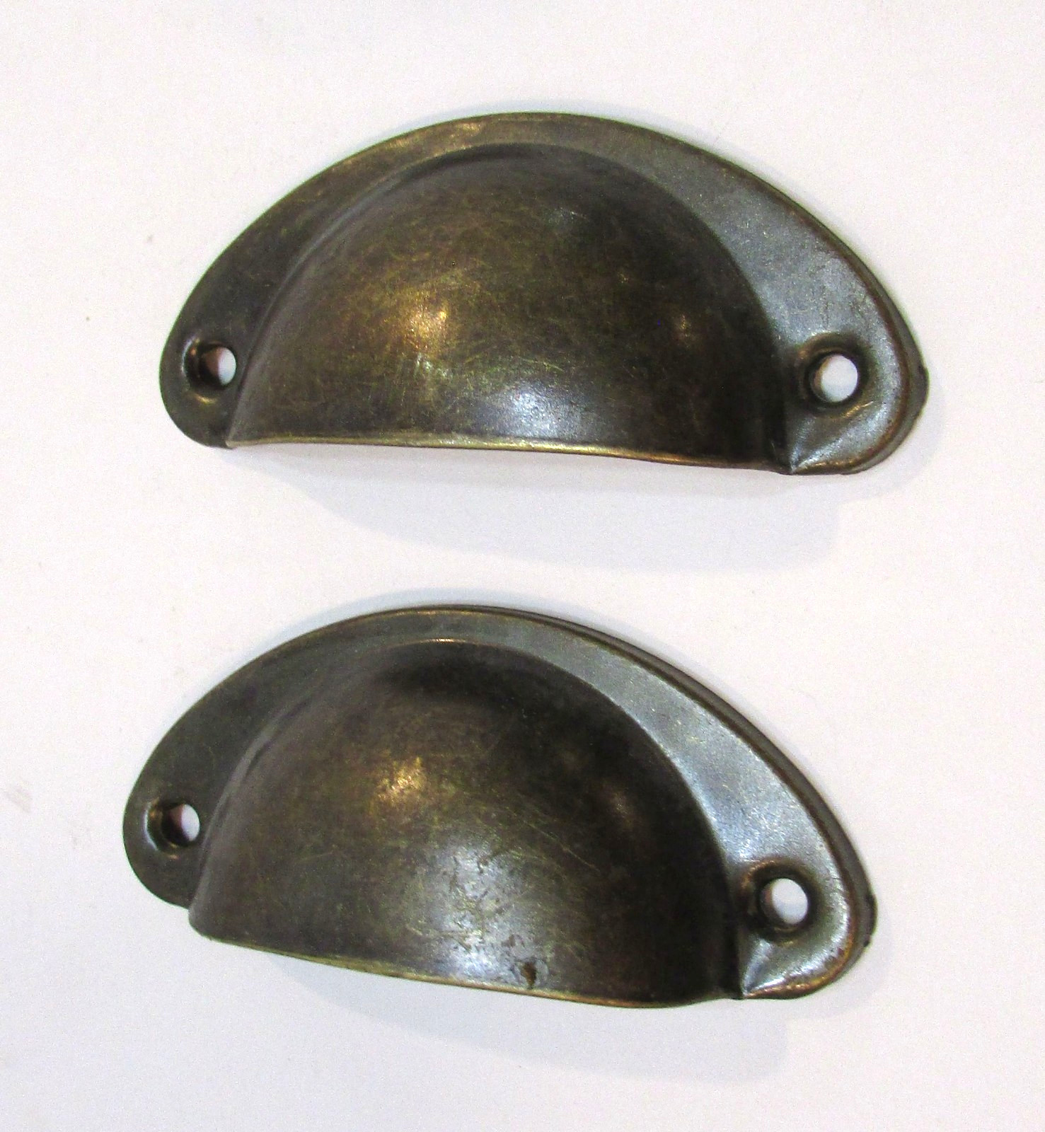 Pair Vintage 1970’s Burnished Bronzetone Antique Brasstone Steel Drawer Pulls