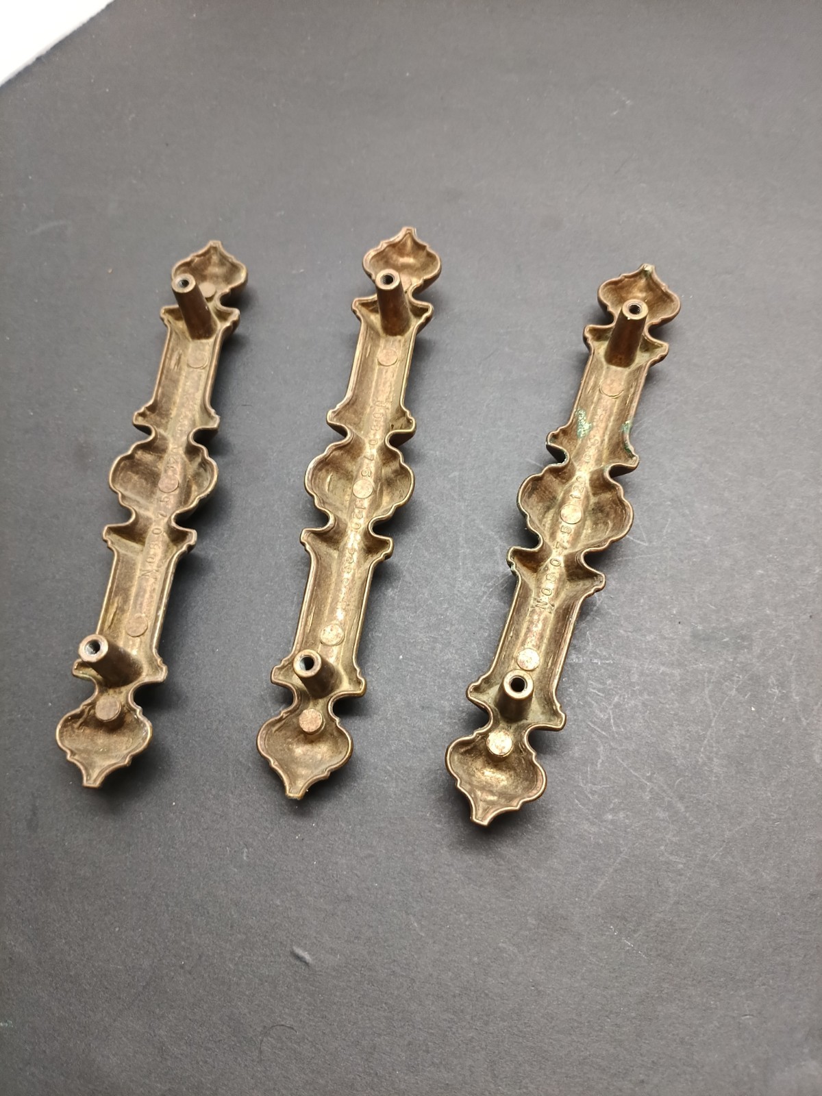 Lot Of 6 Vintage MCM Drawer Pulls Keeler Brass Co. No. 8075 7″ Length