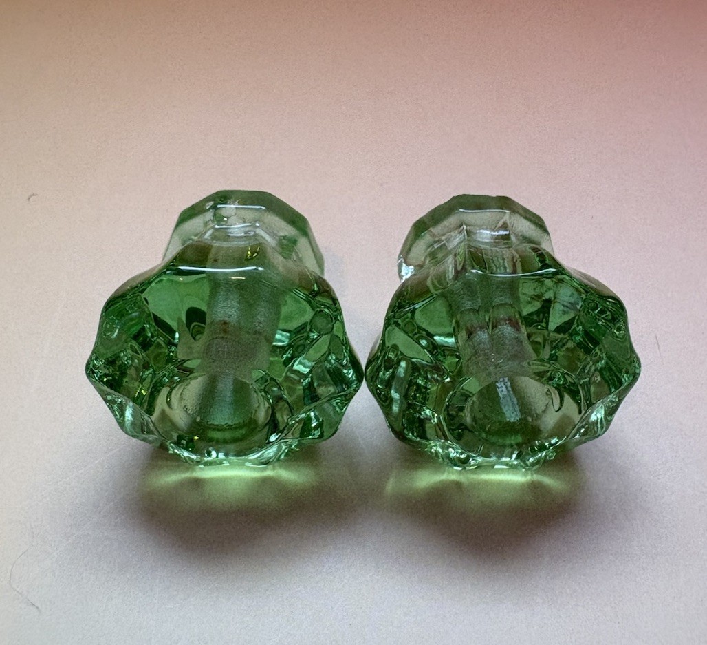 2 Antique GREEN URANIUM DEPRESSION GLASS Knobs Pulls Cabinet 1 1/8”—GLOWS!