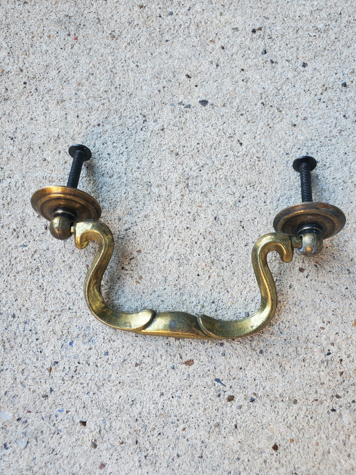 Vintage MCM Cluthe CB-1844 Aged Brass Swan Neck Drawer Pull Canada 3.5″ CTC