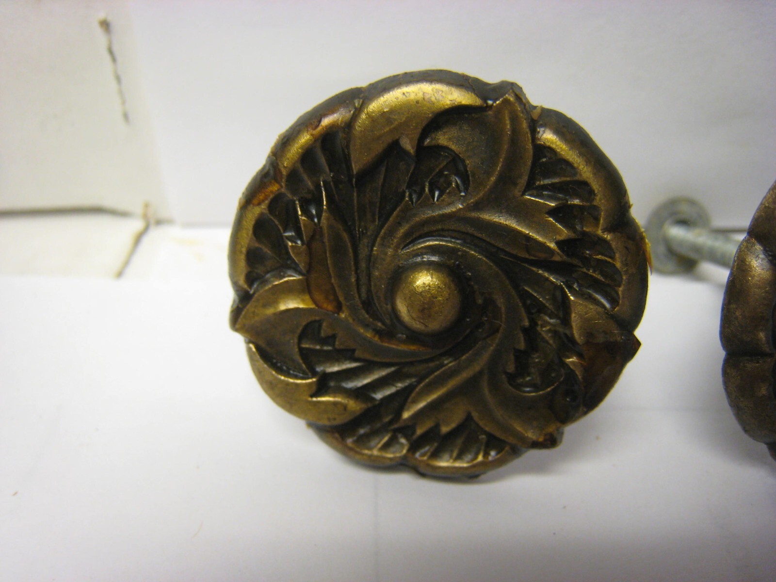 Lot 5 Vintage Floral French Provincial Cabinet Pulls Knobs 1960 JAPAN cast in