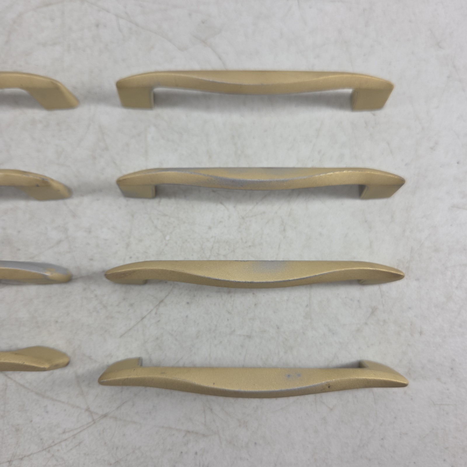 Vintage RD 1957 Amerock Lot of 8 Drawer Pull Handles Cabinet Pulls Cupboard No 2