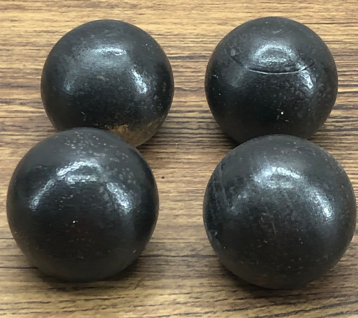 Vintage Lot of 4 – Round Ball Knobs Pulls Handles 2″ Wide #058