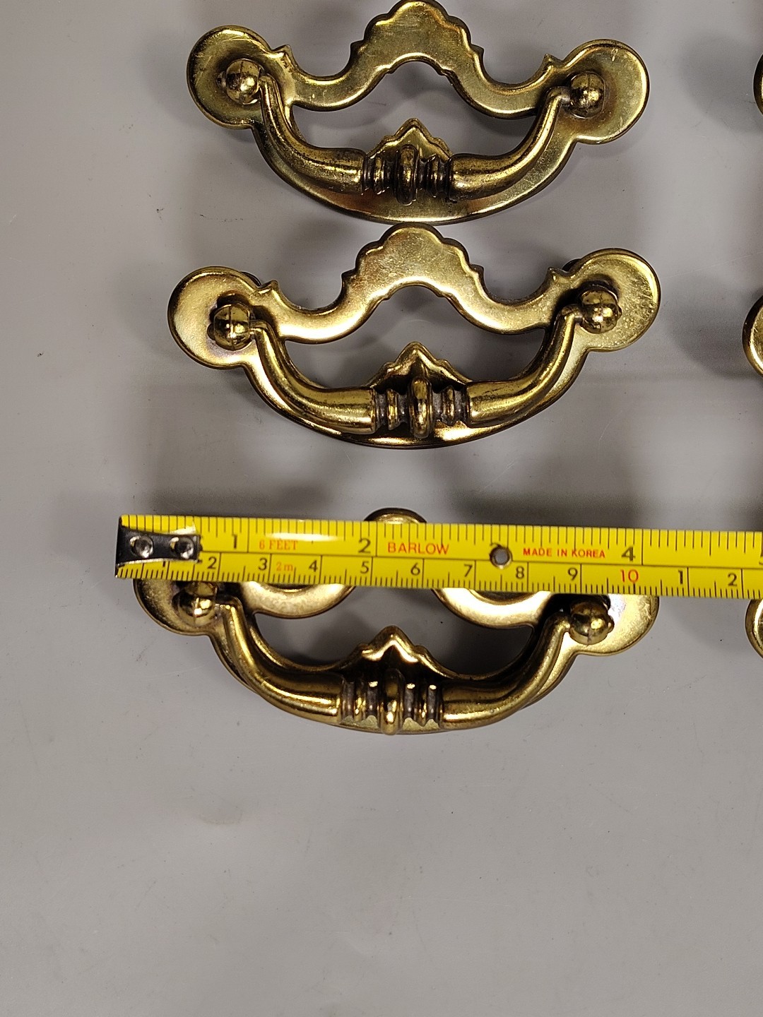 RARE 8 Vtg MCM Brass Drawer Pulls 3″ Screw Center Traditional Americana N68789