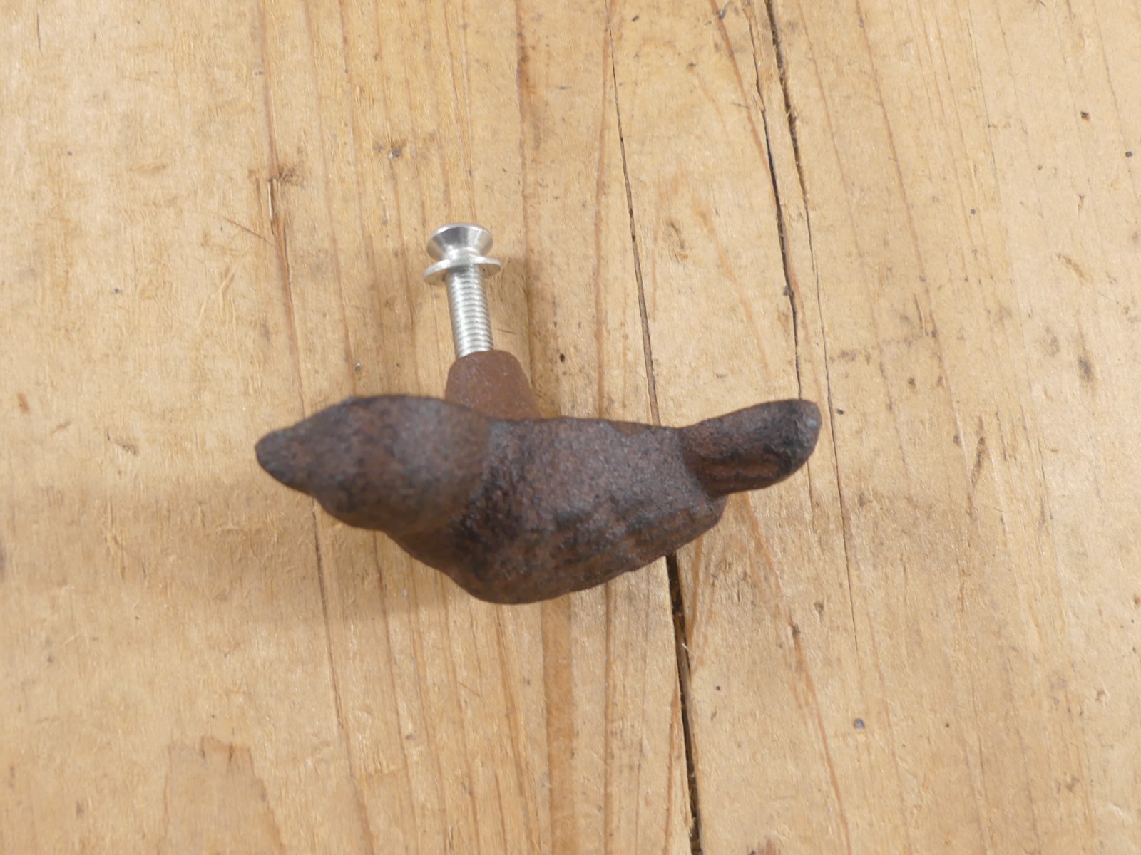 8 CAST IRON BIRD CABINET KNOBS PULLS DRAWER DRESSER HANDLES RUSTIC BIRDS SPARROW