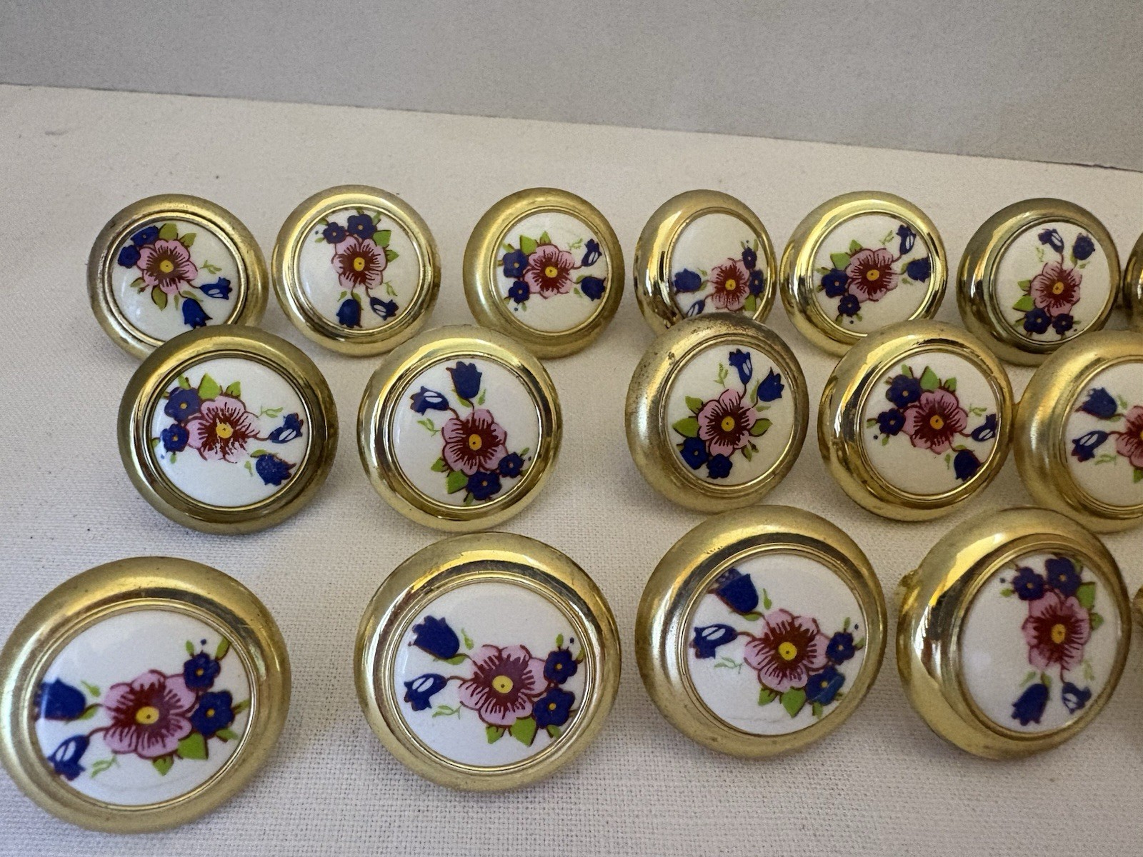 Amerock Brass and Porcelain Pink Blue Flower Drawer Knobs Set Of 30