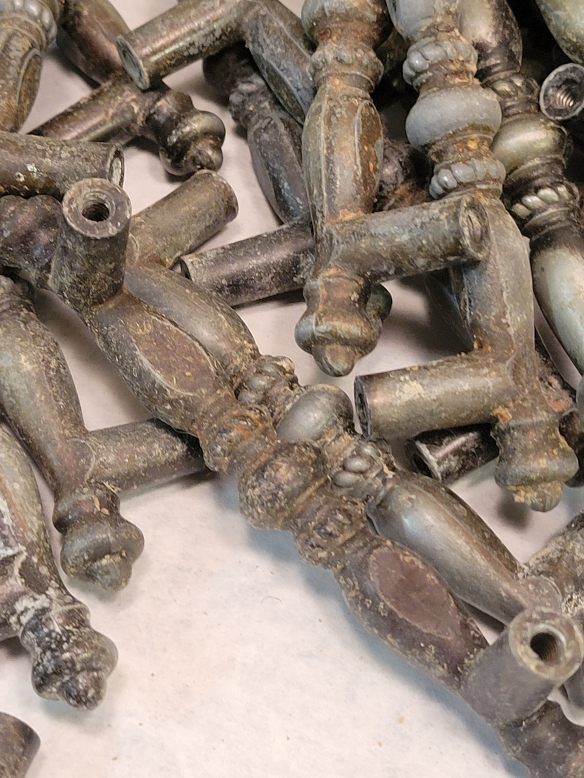 Vintage Metal Cabinet Drawer Pulls Back Plate 3″ center set of 26 1971