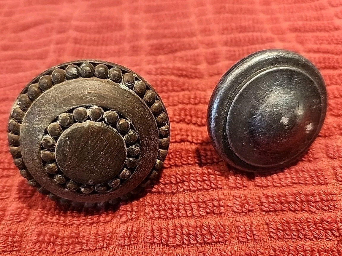 Mixed Lot 6 Vintage Drawer Knobs Previously Owned Metal Ceramic Lucite