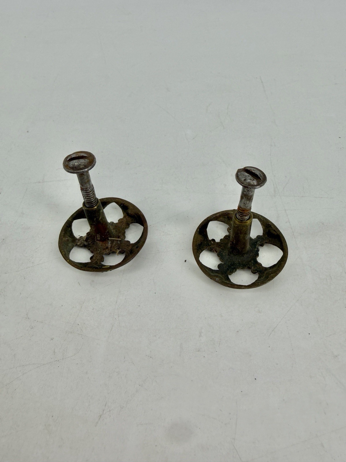 Antique Art Nouveau Floral Openwork Dresser Hardware 4 Drawer Knobs 2 Bail Pulls