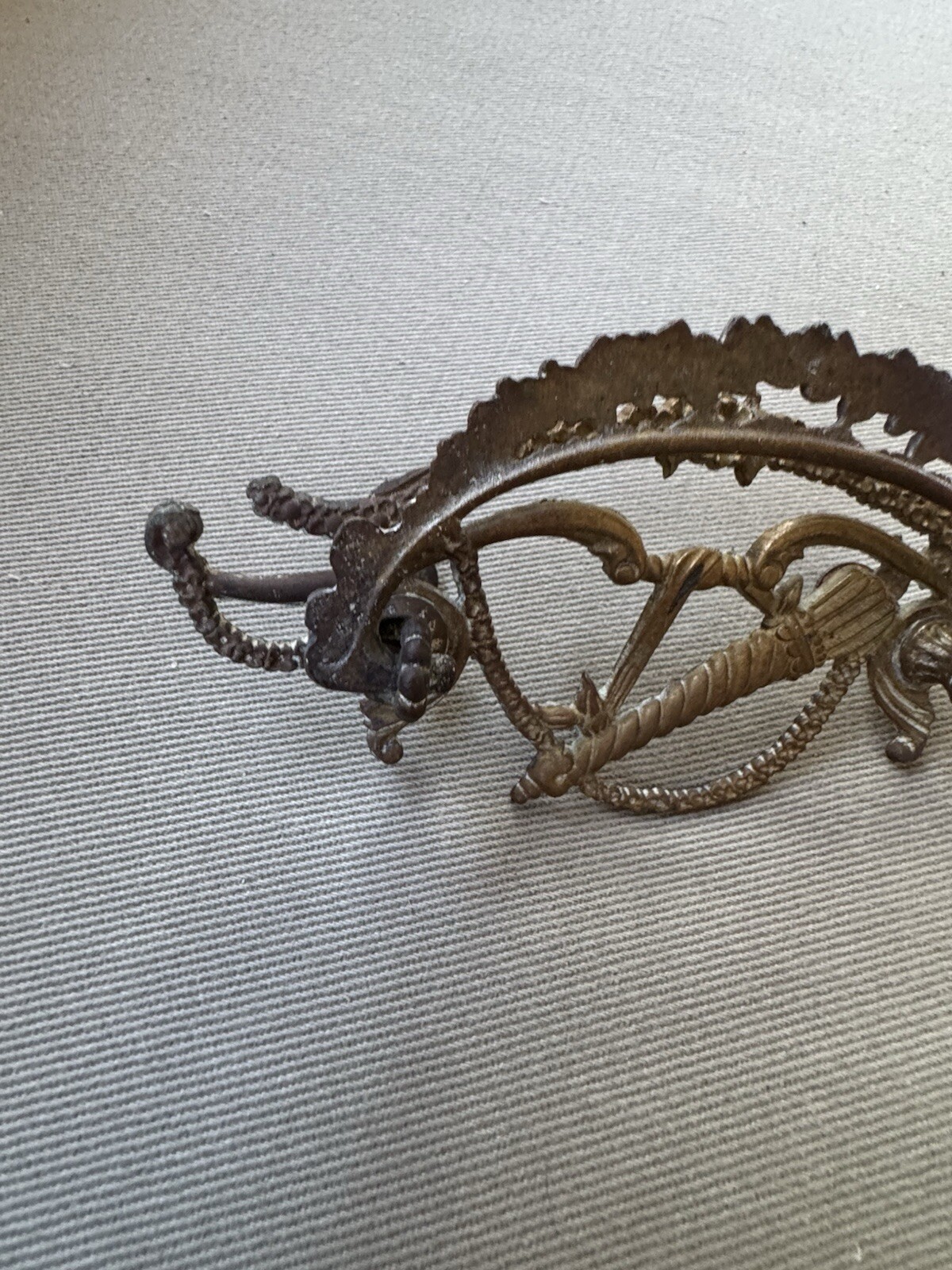 Antique Ornate Floral Pattern Bronze Tone Metal Drawer Pull
