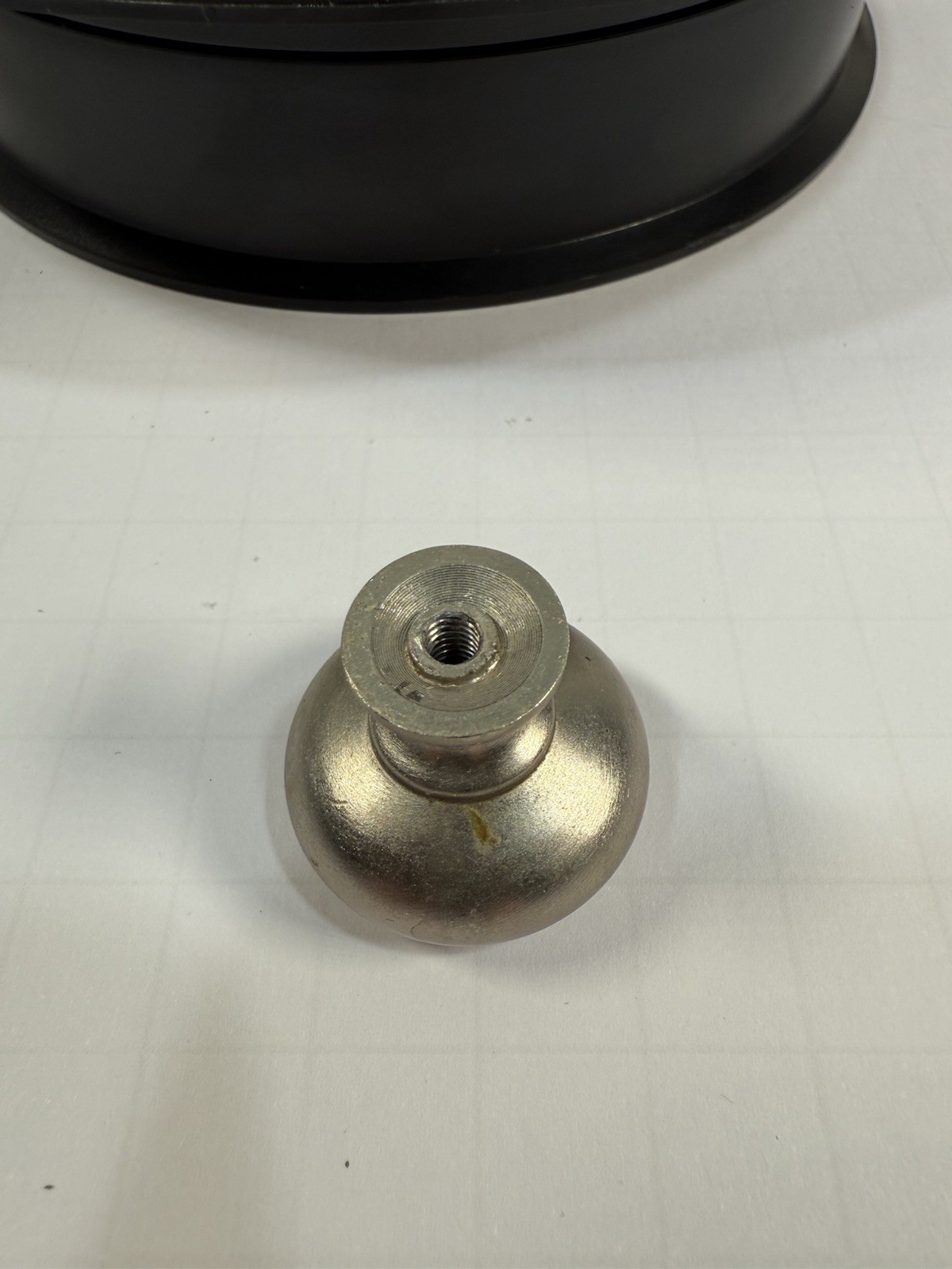 Brushed Nickel Silver Tone Round 1 Inch Cabinet Dresser Pulls Knobs Screws Sets