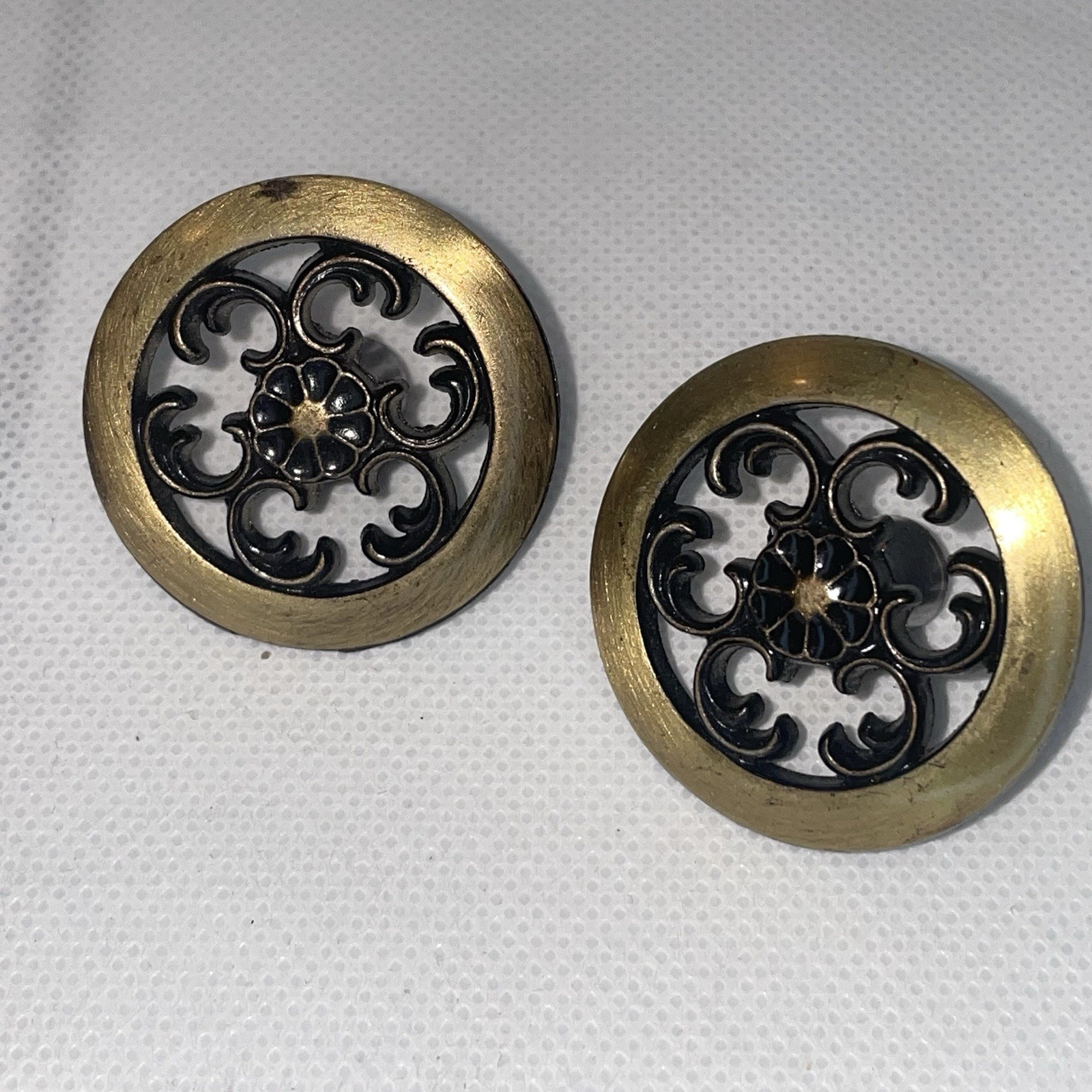 4 AJAX USA Brass Tone Cabinet Door Drawer Round Knob Handle Floral Daisy 1.5″