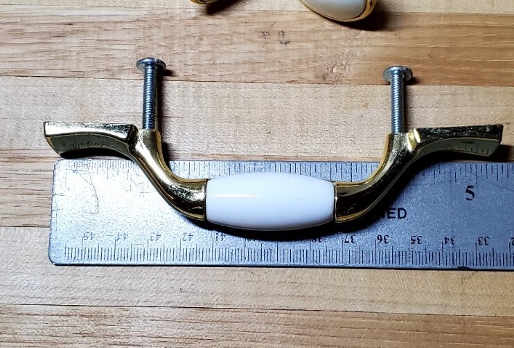 Lot of 8 Brass & Ceramic Cabinet Dresser Drawer Pull Handle Knobs