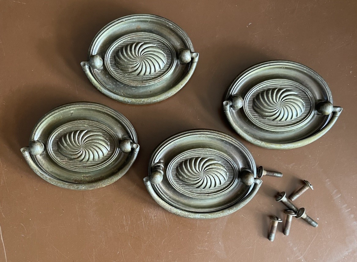Vintage Bail Handle Drawer Pulls 2.75 C-C Antique Brass Oval Hepplewhite Swirl 4