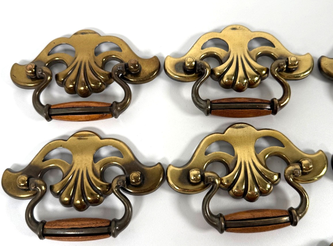 Vintage Set of 9 KBC Keeler Brass N10850 Shell Bail Drawer Pulls Wood Grips