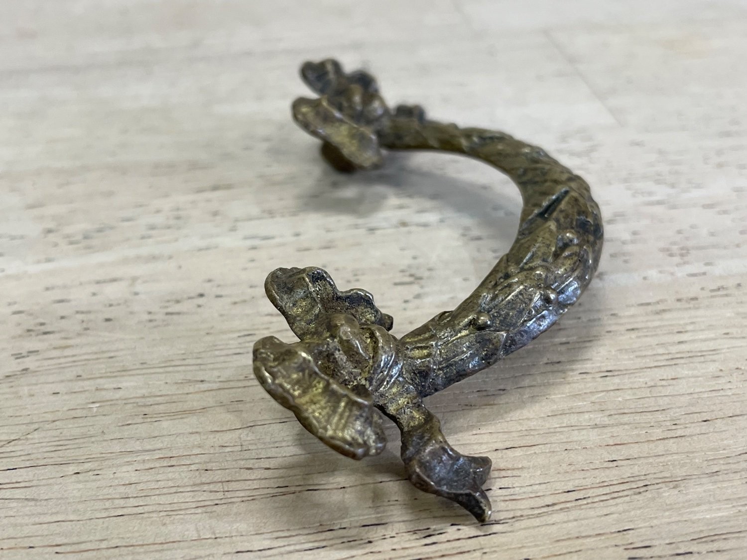 Vintage French Provincial Brass Drawer Pull Bow Ribbon Leaf 3″ Center to