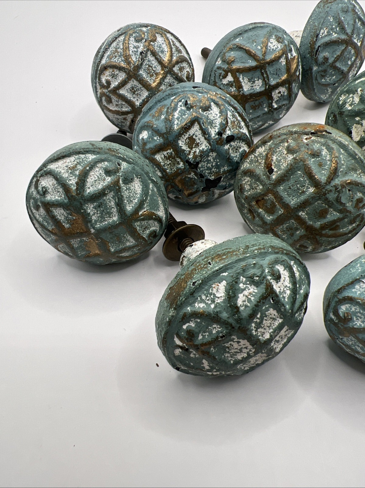 9 Vtg Drawer Pulls Knobs Shabby Distressed Turquoise White Brass Tone Hardware