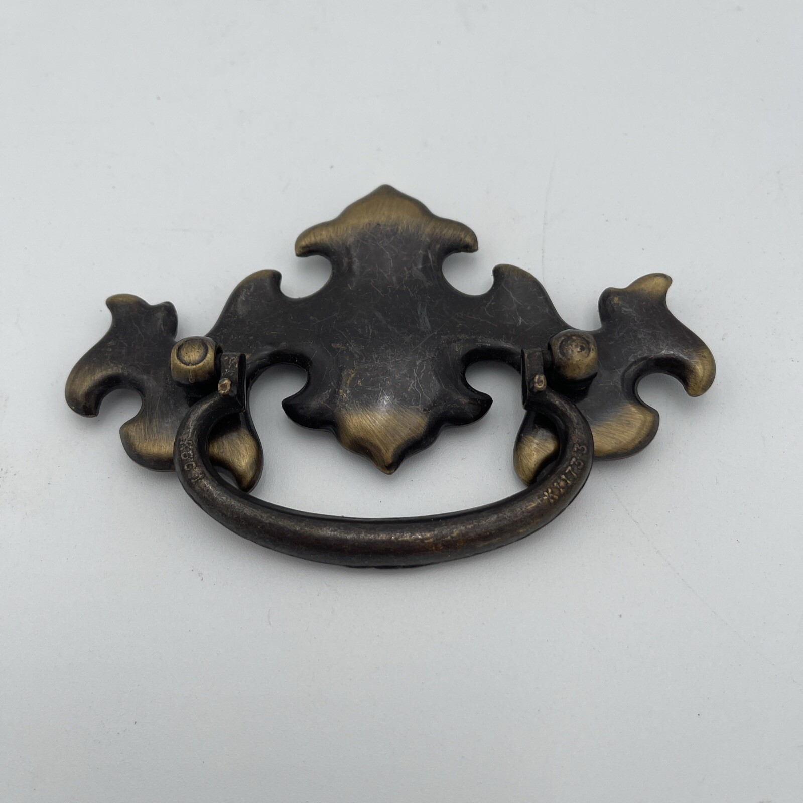KBC KEELER BRASS CO 4.5” DRAWER PULLS / BAIL HANDLES 2.5” CENTERS K11733 Used