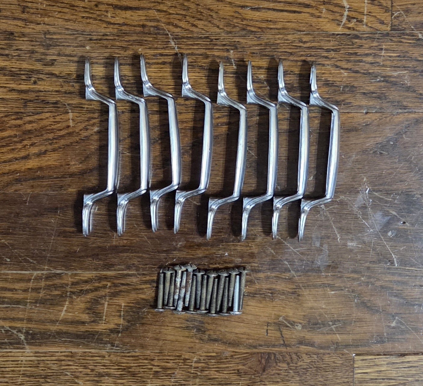 x8 Vintage Drawer Pulls Brushed Aluminum