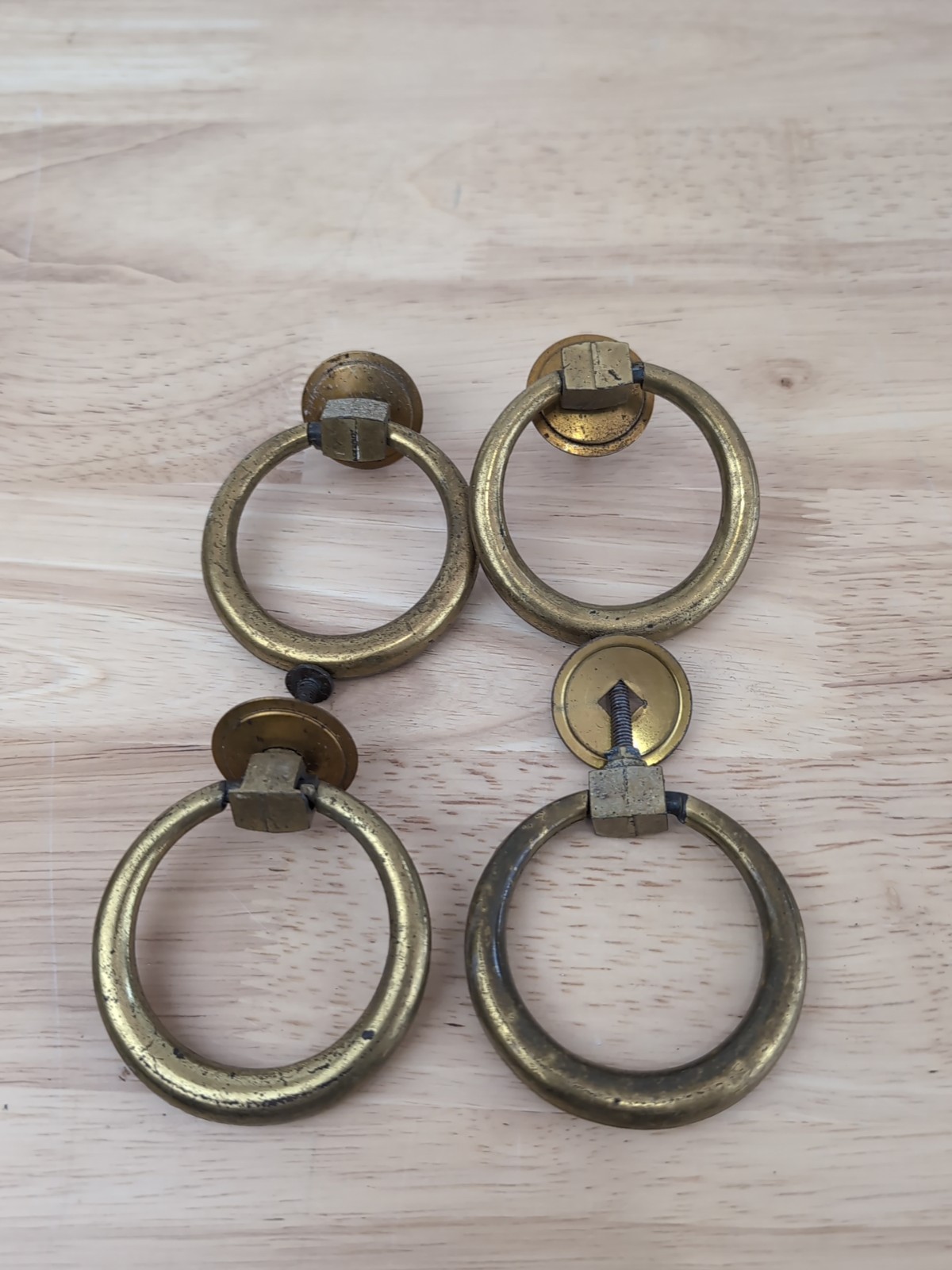 Drawer Pulls 4 Vtg Circle Cabinet Handle Brassy Bronze Tone Set of 4