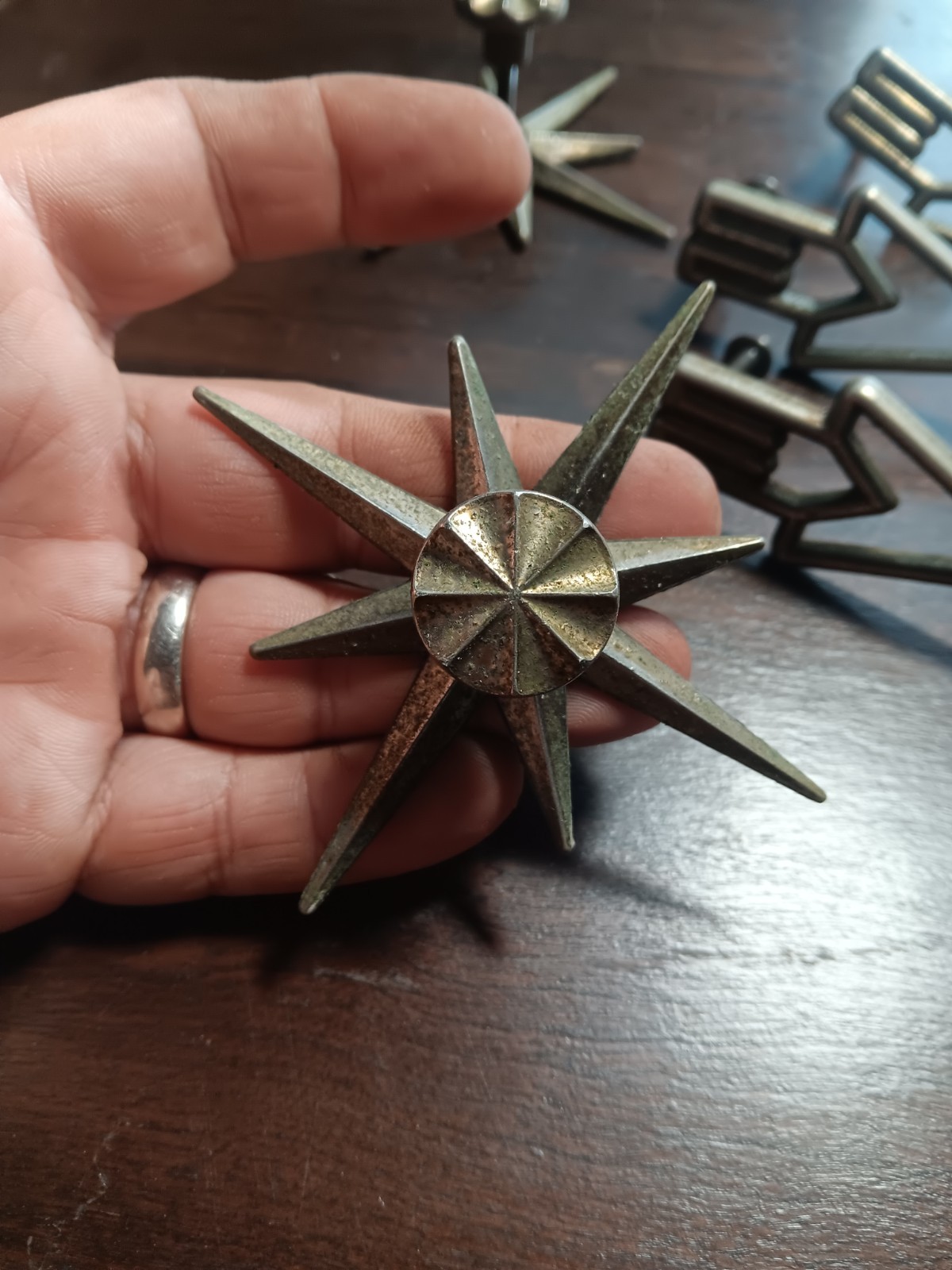 Atomic Star MCM Space Age Drawer Pulls Lot Of 4 Brass Tone