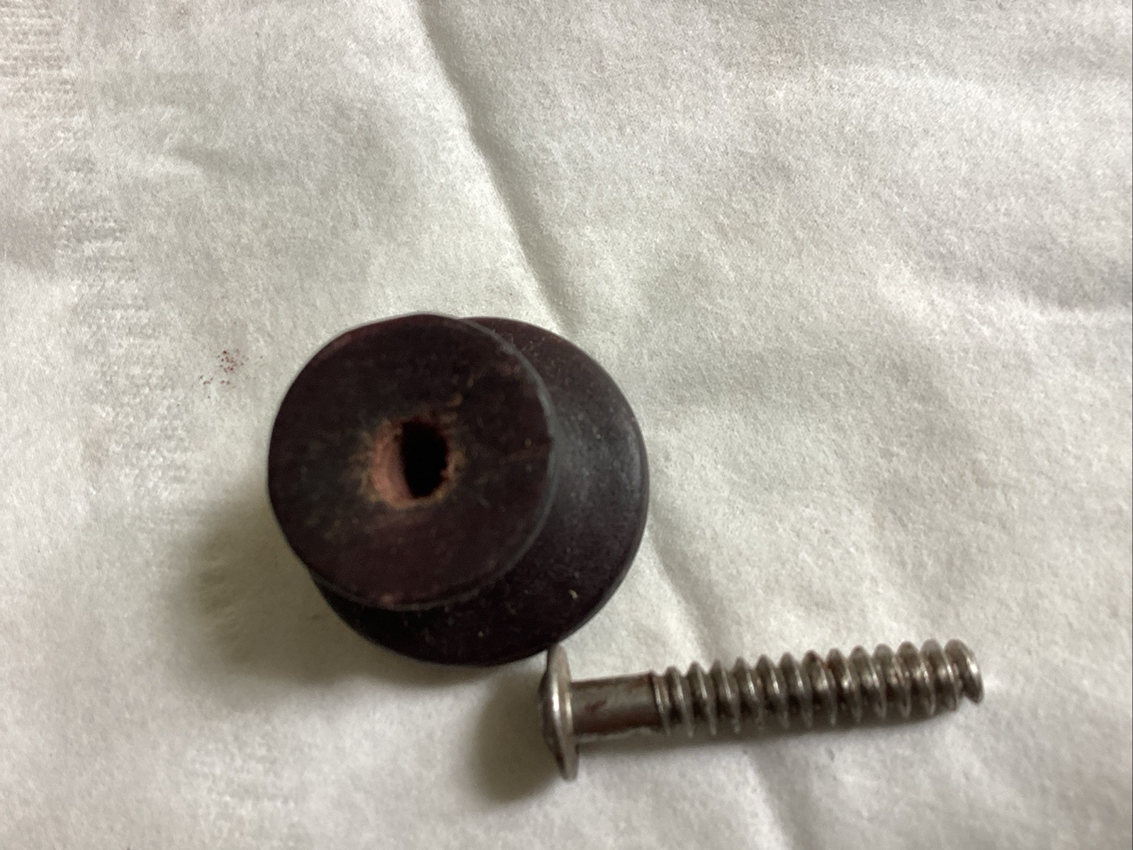 Nice 1- 1/4 Inch Vintage Maple Wood Used Drawer Pulls With Screw