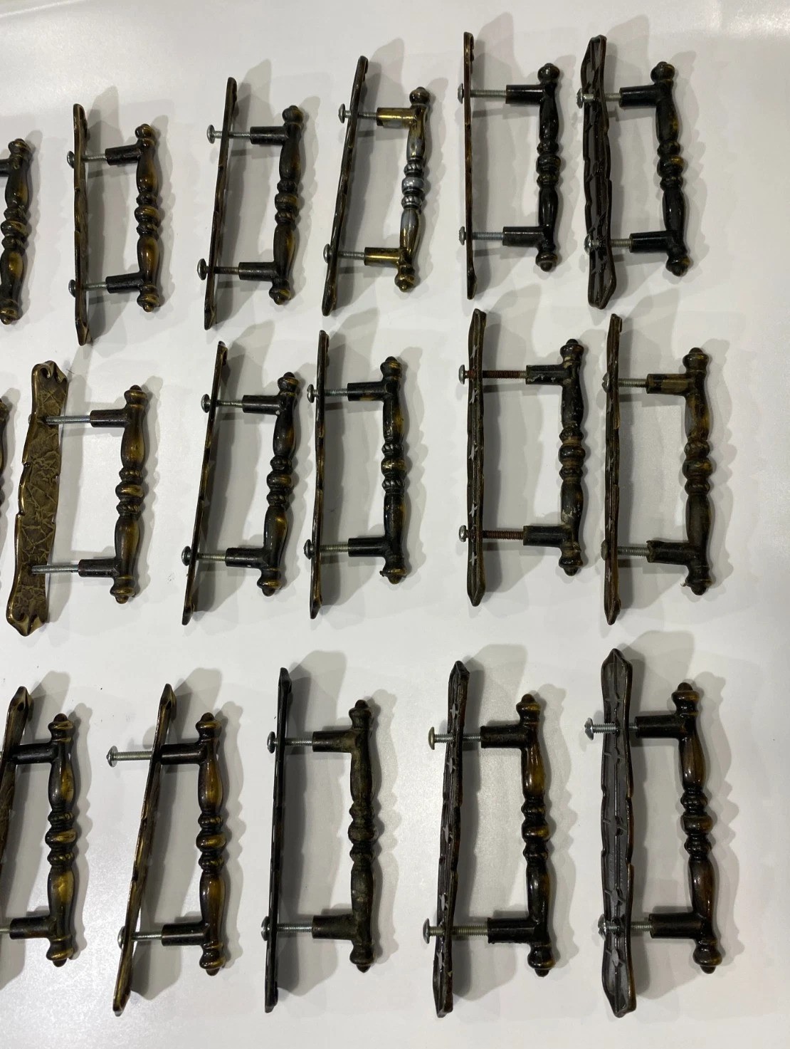 Vintage Victorian Style Cabinet Drawer Pull Handle Lot of 42 Bronze Gold Tone…