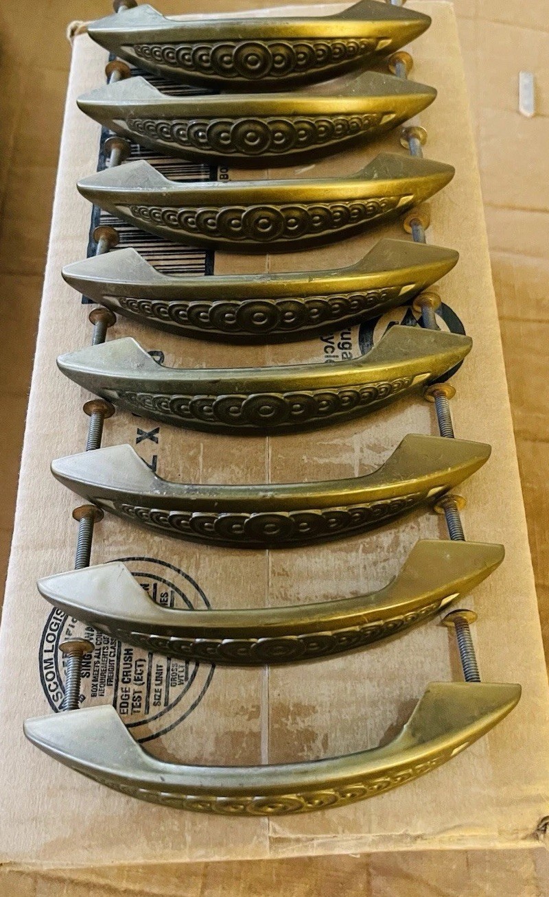 Set 8 Antique Vintage Art Deco Gold Toned Drawer Handle Pulls.