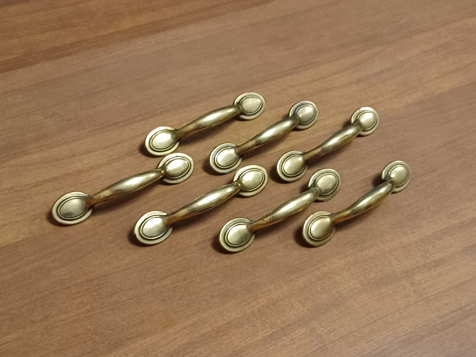 Vintage KBC Drawer Pulls DISTRESSED Keeler Brass Co N16643 (Lot Of 7)