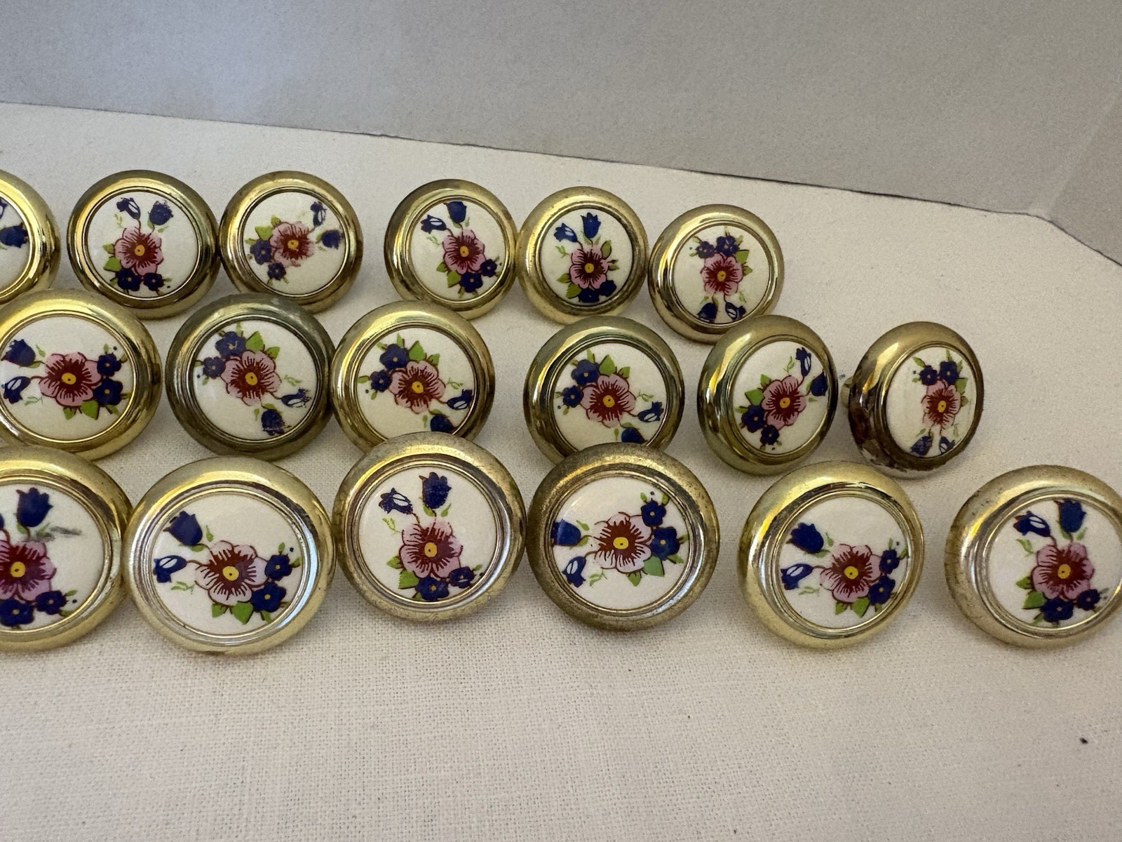 Amerock Brass and Porcelain Pink Blue Flower Drawer Knobs Set Of 30