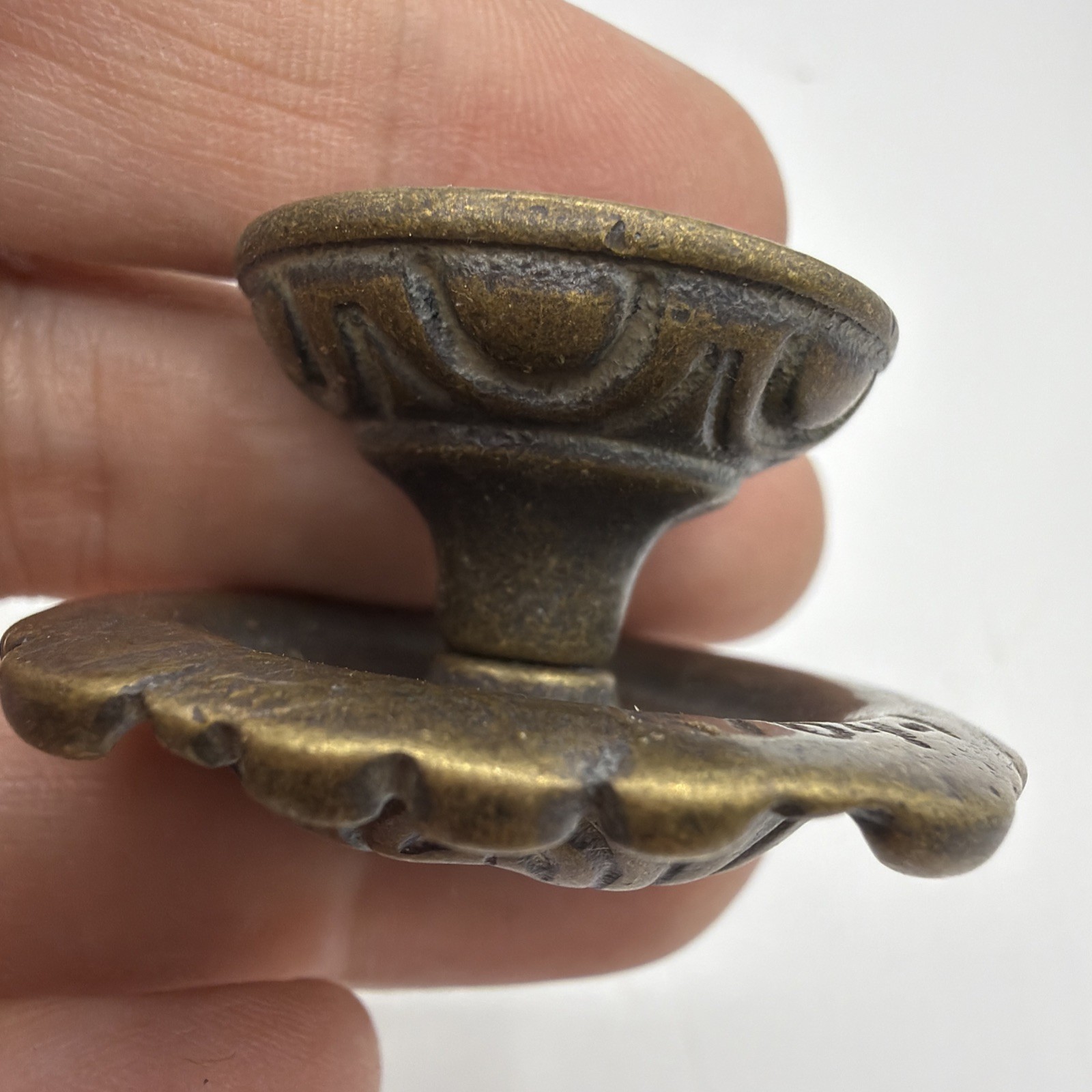 Flower Motif Plated Zinc Alloy? French Style Drawer Pull Picture Hook E104-1 2oz