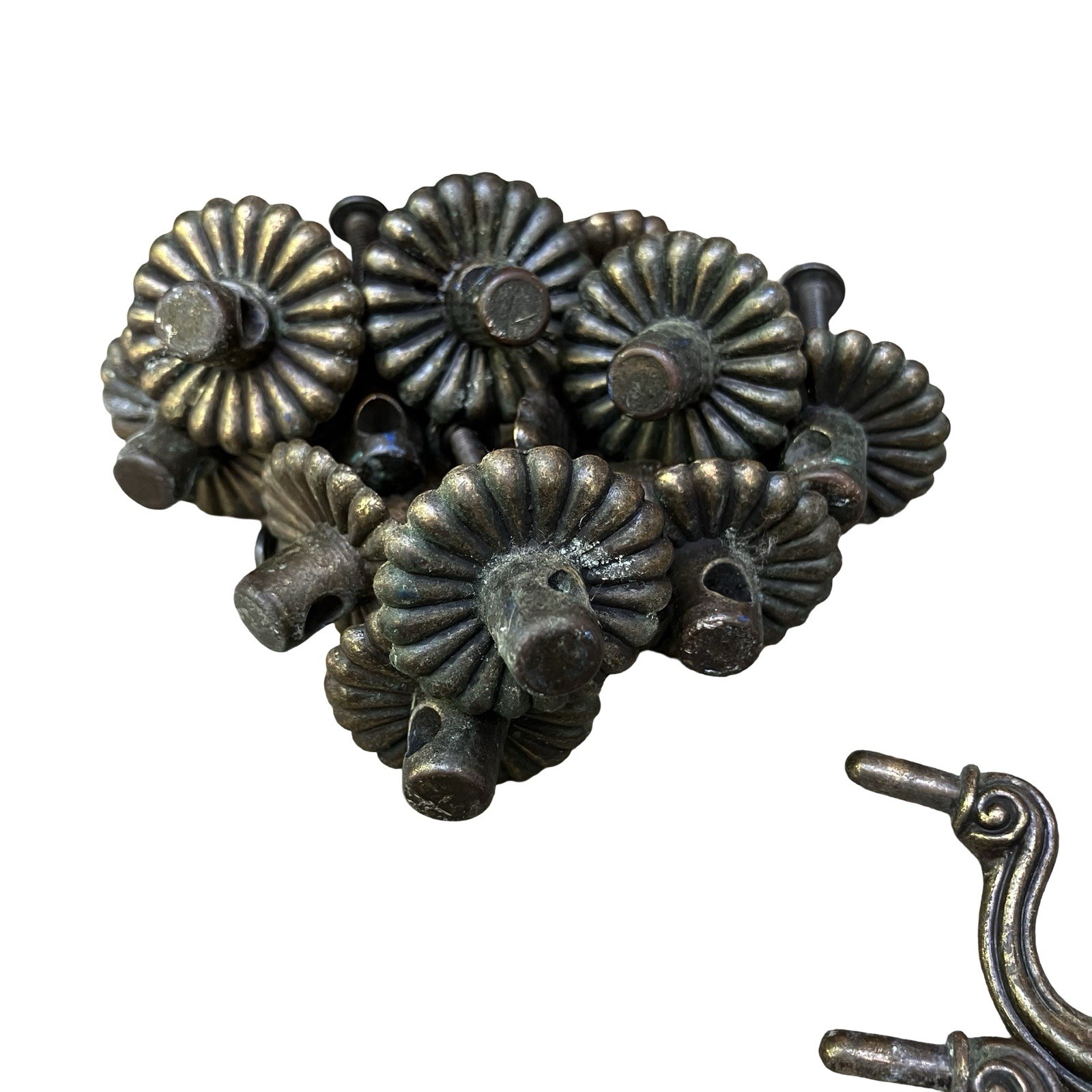 VTG YC Brass Bail Drop Drawer Pulls Rosette Set Of 6 Reclaimed Cabinet Handles