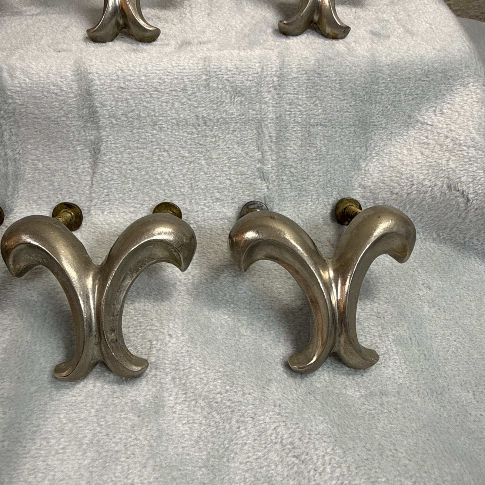 VTG Keeler Brass Co Double Scroll Cabinet Drawer Knob Pulls Silver Tone Set Of 8
