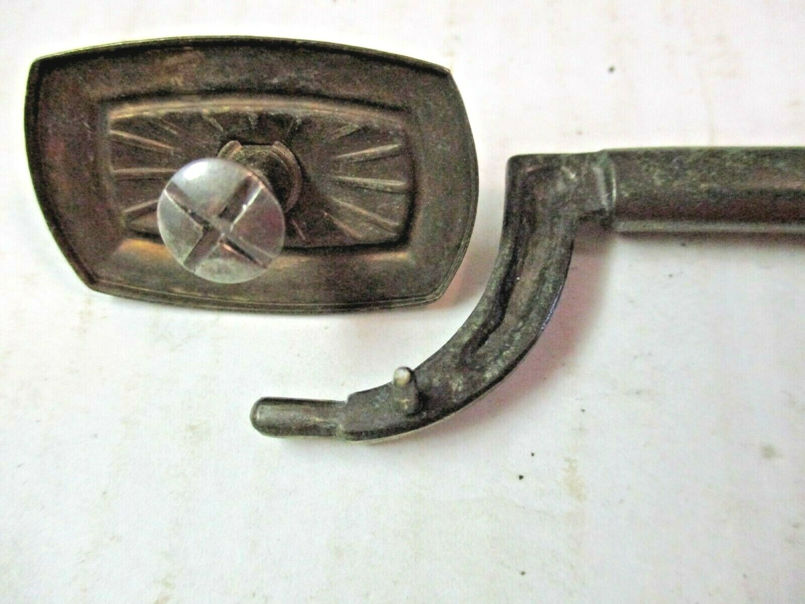 Art Deco 1900s Drawer Drop Bail Pull Handle Aged Brass 5-1/4″ Centers 1 Antique