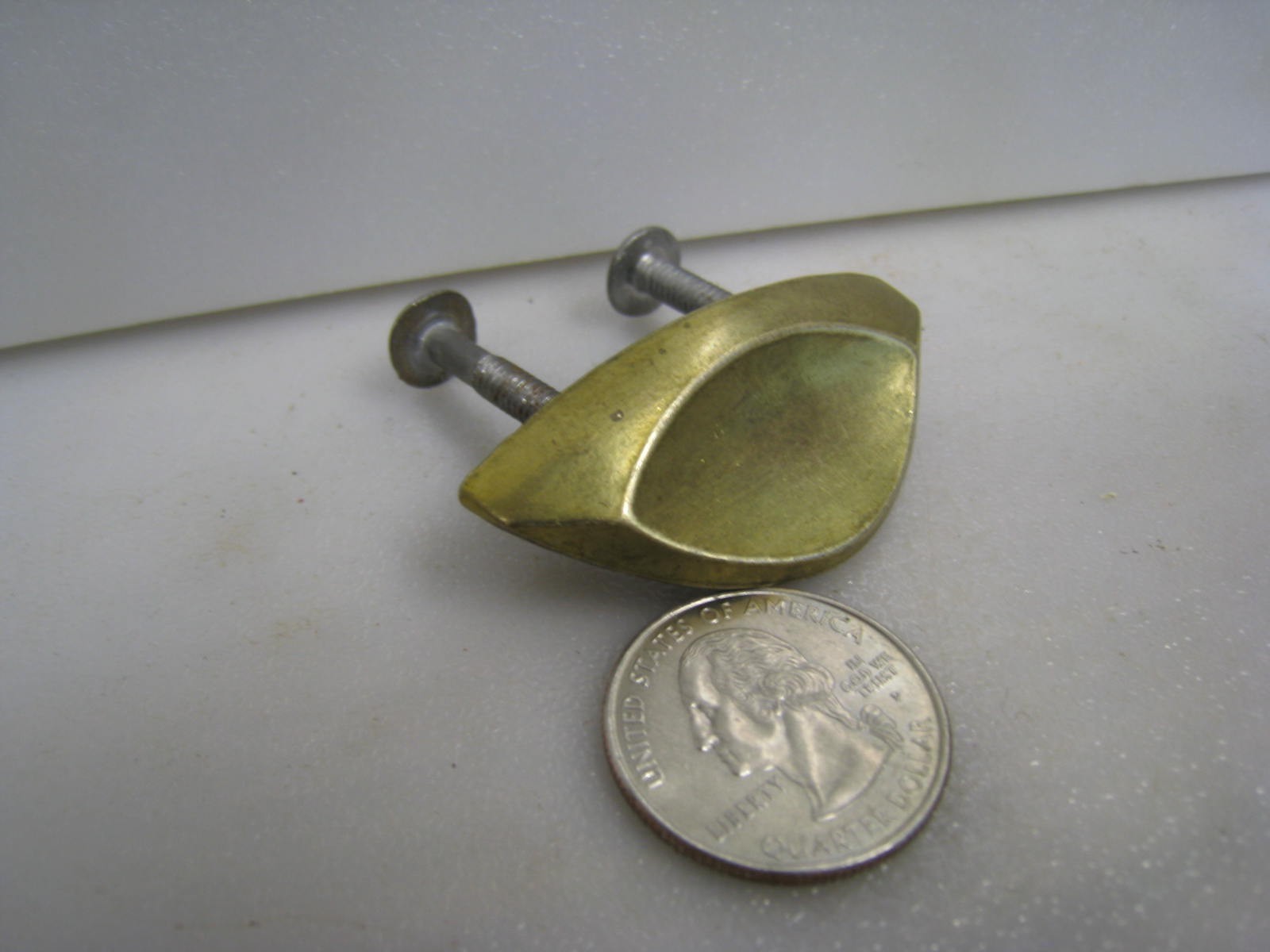 VINTAGE MID CENURY ORNATE BRASS 2″ DRAWER PULL HARDWARE DOOR HANDLES DRAWER