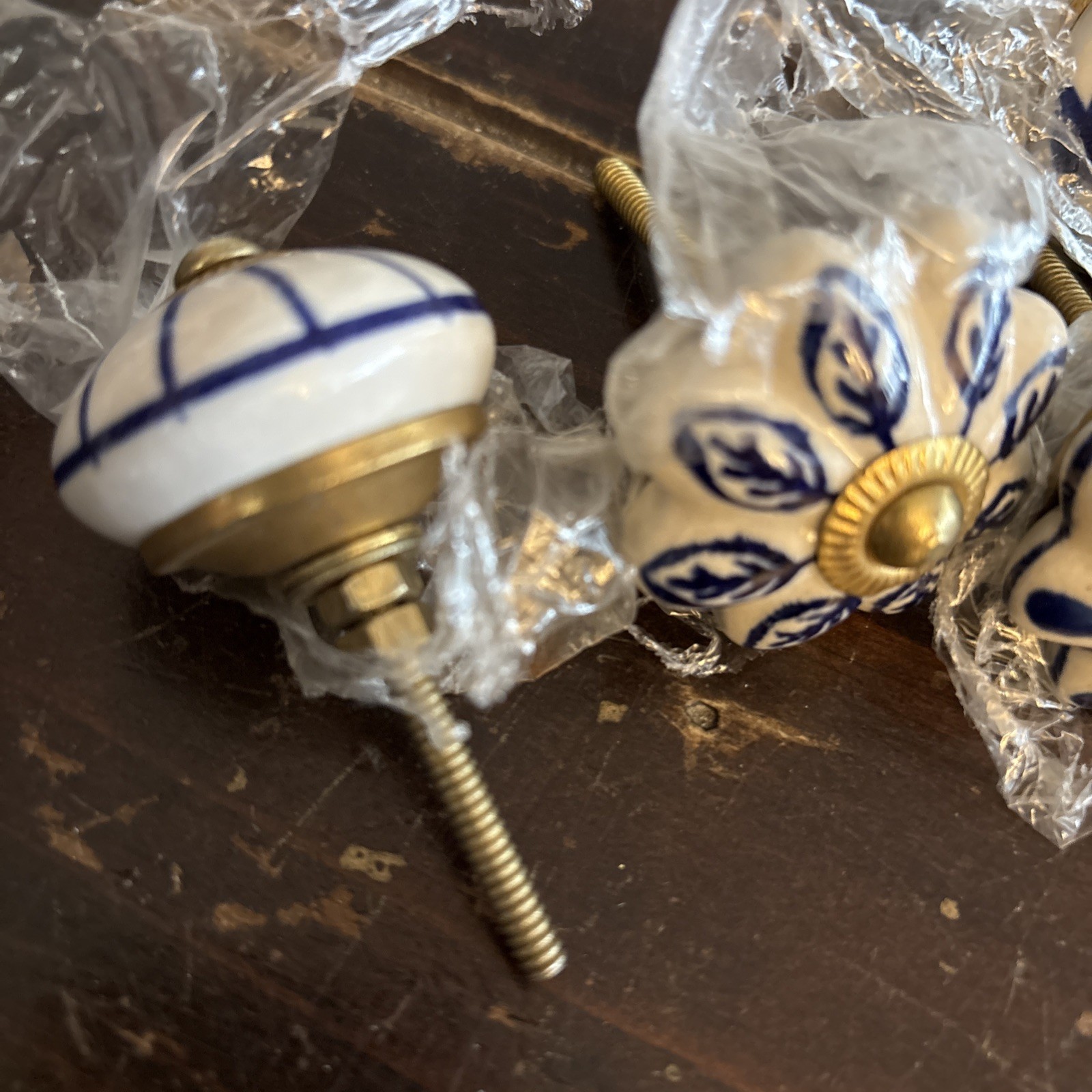 12 Decorative White Porcelain Drawer Cabinet Knobs Silver and Gold Metal Bolts