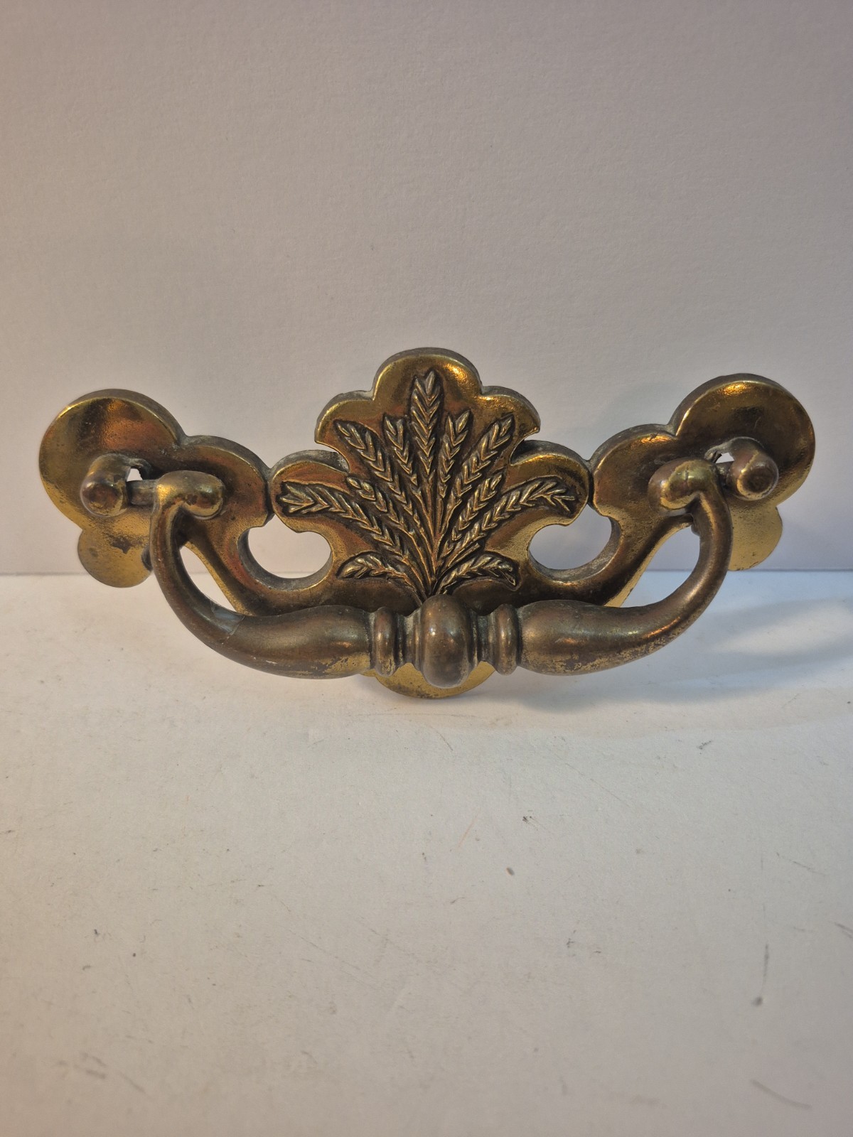 1 x vintage B-474-0 brass drop bail Pull Handle Wheat Bouquet detail 3.5″ cente