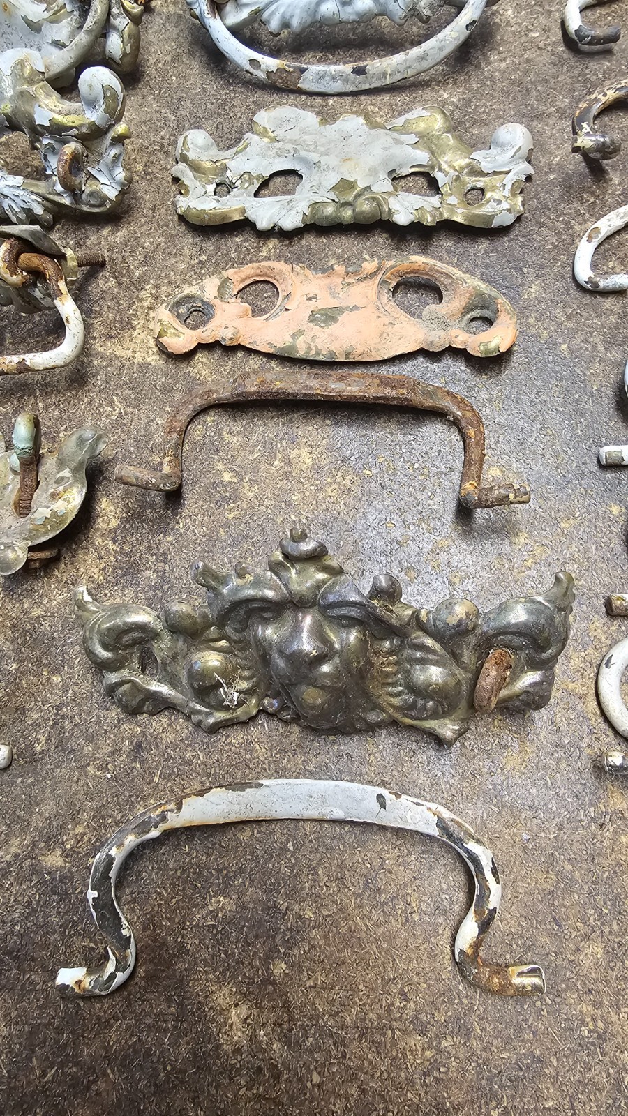 Lot 33 Antique Vintage Brass / metal Drawer Bail Pull Handles Mismatched