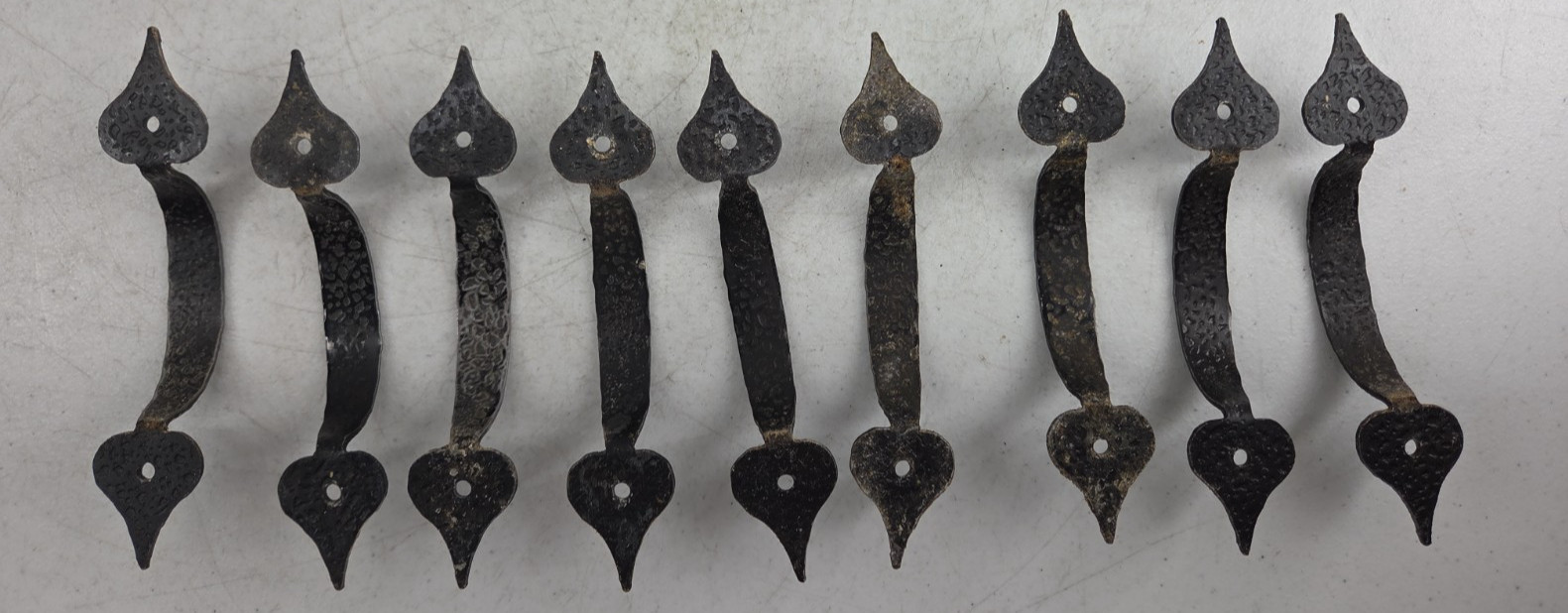 Vintage Lot of 9 Drawer Pull Handles Hammered Pointed Handle Cupboard Black No 2