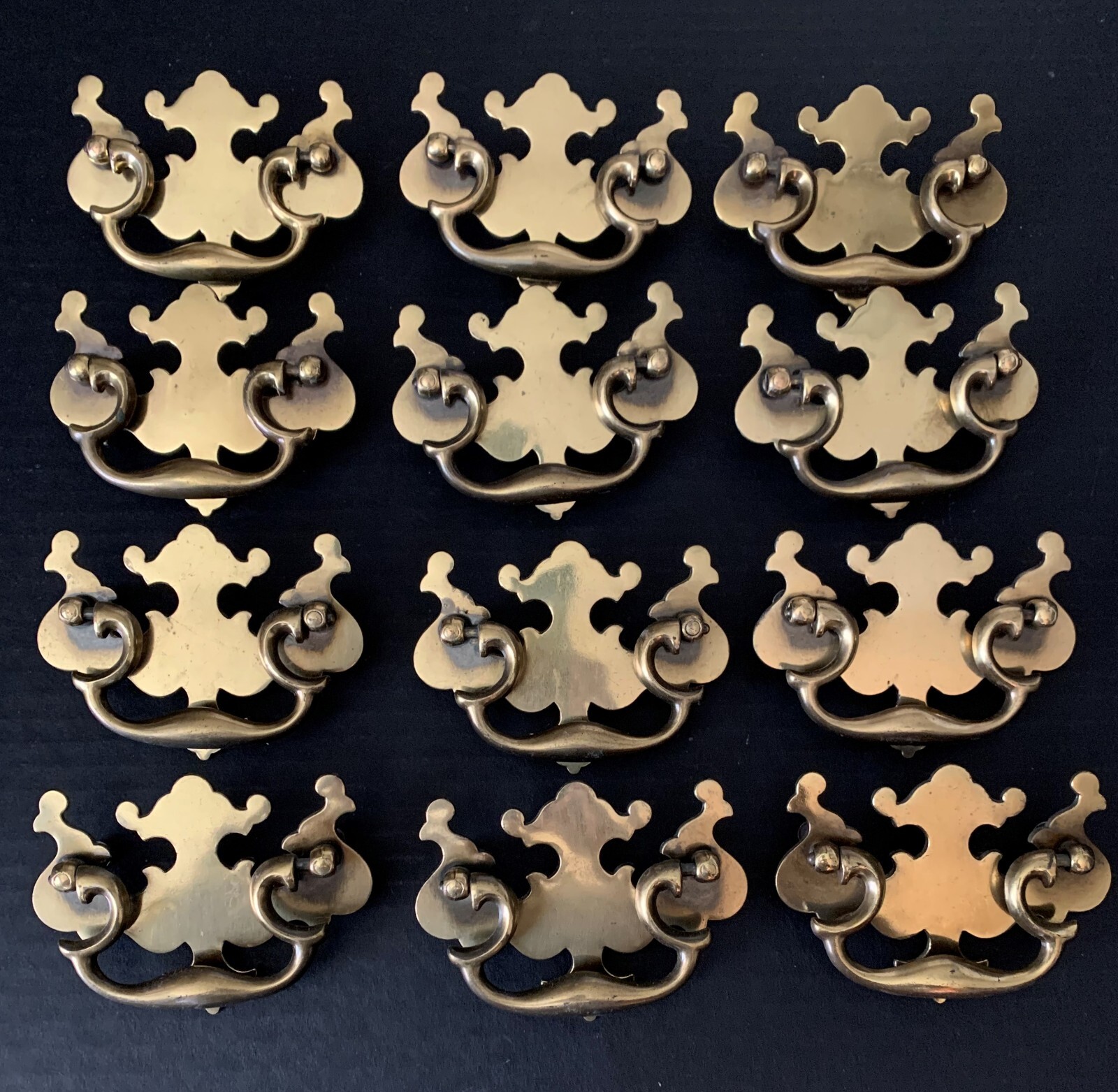 Vtg KBC Keller Brass Colonial Metal Batwing Drawer Pulls Screws 3″CC – Lot(s) 12